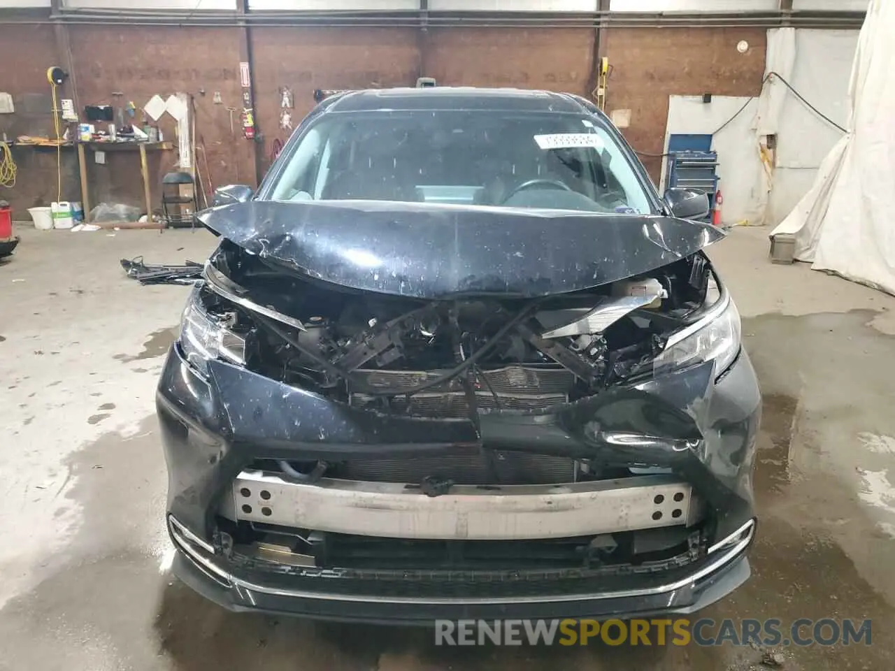 5 Photograph of a damaged car 5TDYSKFC1NS069021 TOYOTA All Models 2022