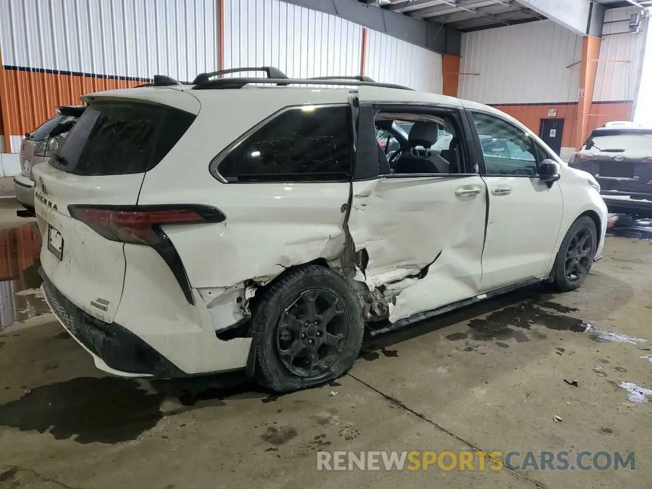 3 Фотография поврежденного автомобиля 5TDGSKFC0RS146883 TOYOTA All Models 2024
