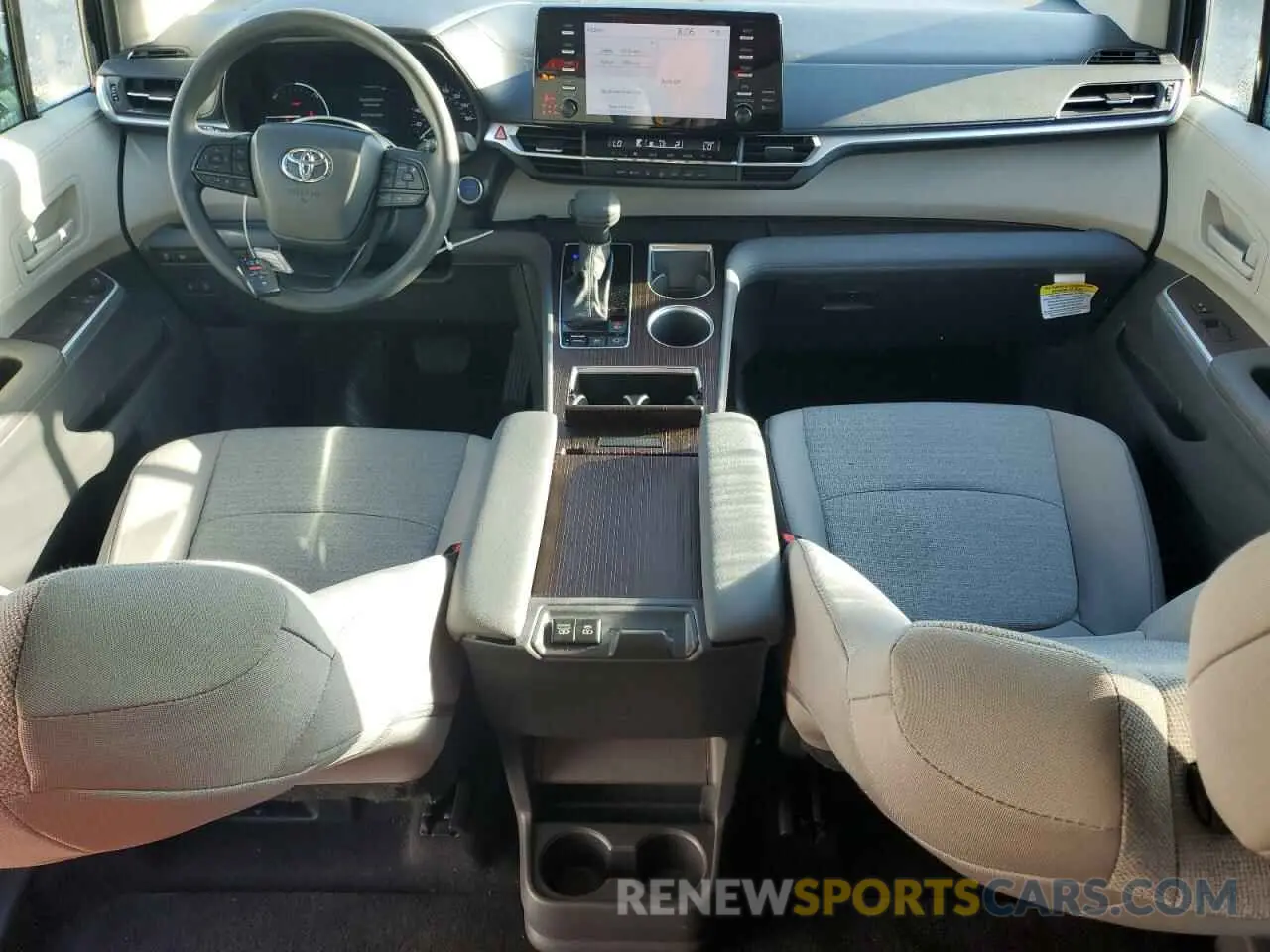 8 Фотография поврежденного автомобиля 5TDKRKEC7RS189088 TOYOTA All Models 2024