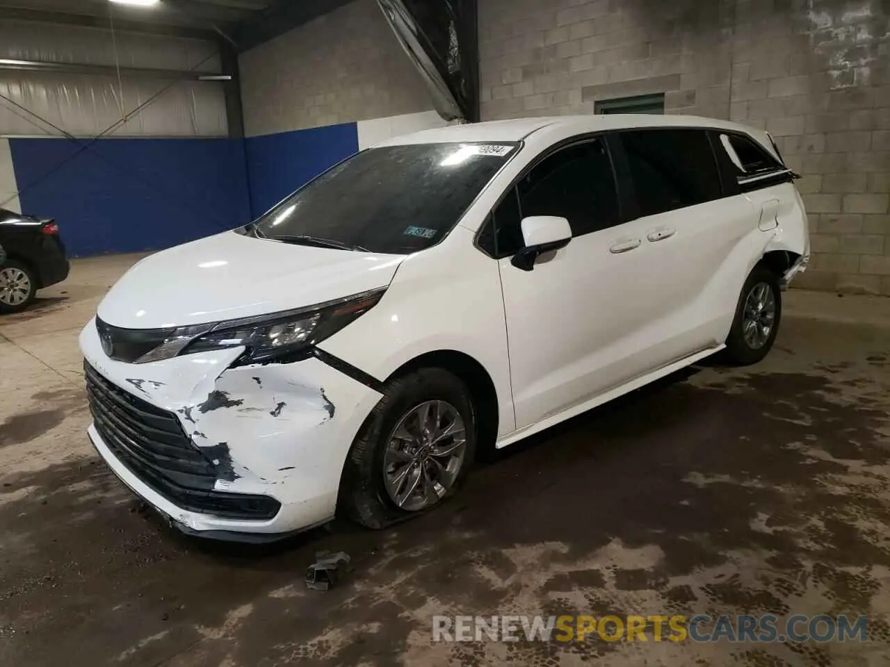 1 Photograph of a damaged car 5TDKSKFC8RS111034 TOYOTA All Models 2024