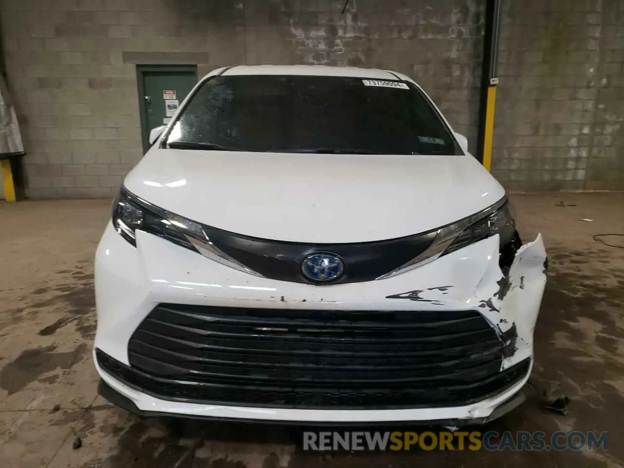 5 Photograph of a damaged car 5TDKSKFC8RS111034 TOYOTA All Models 2024