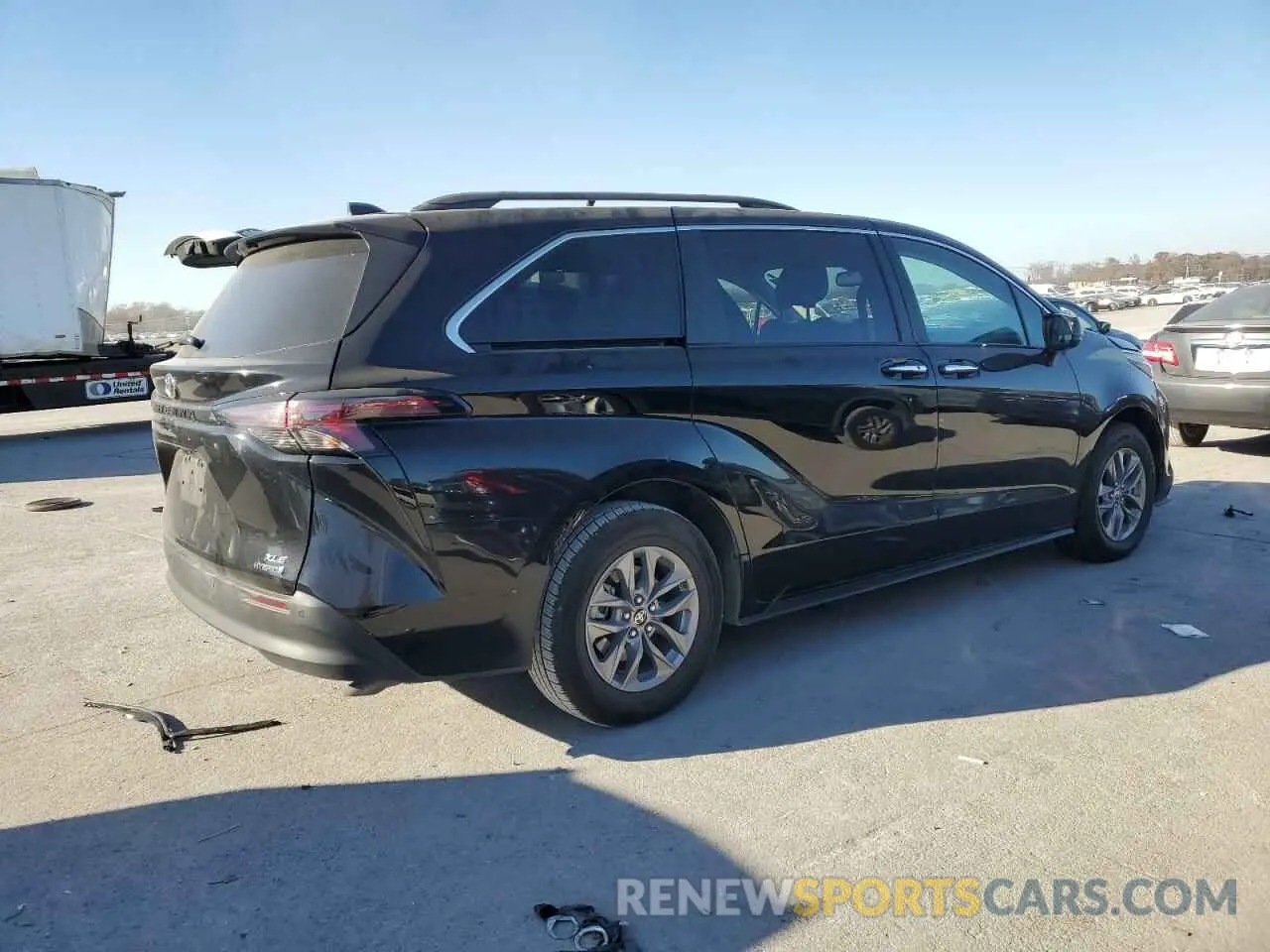 3 Photograph of a damaged car 5TDYRKECXRS193839 TOYOTA All Models 2024