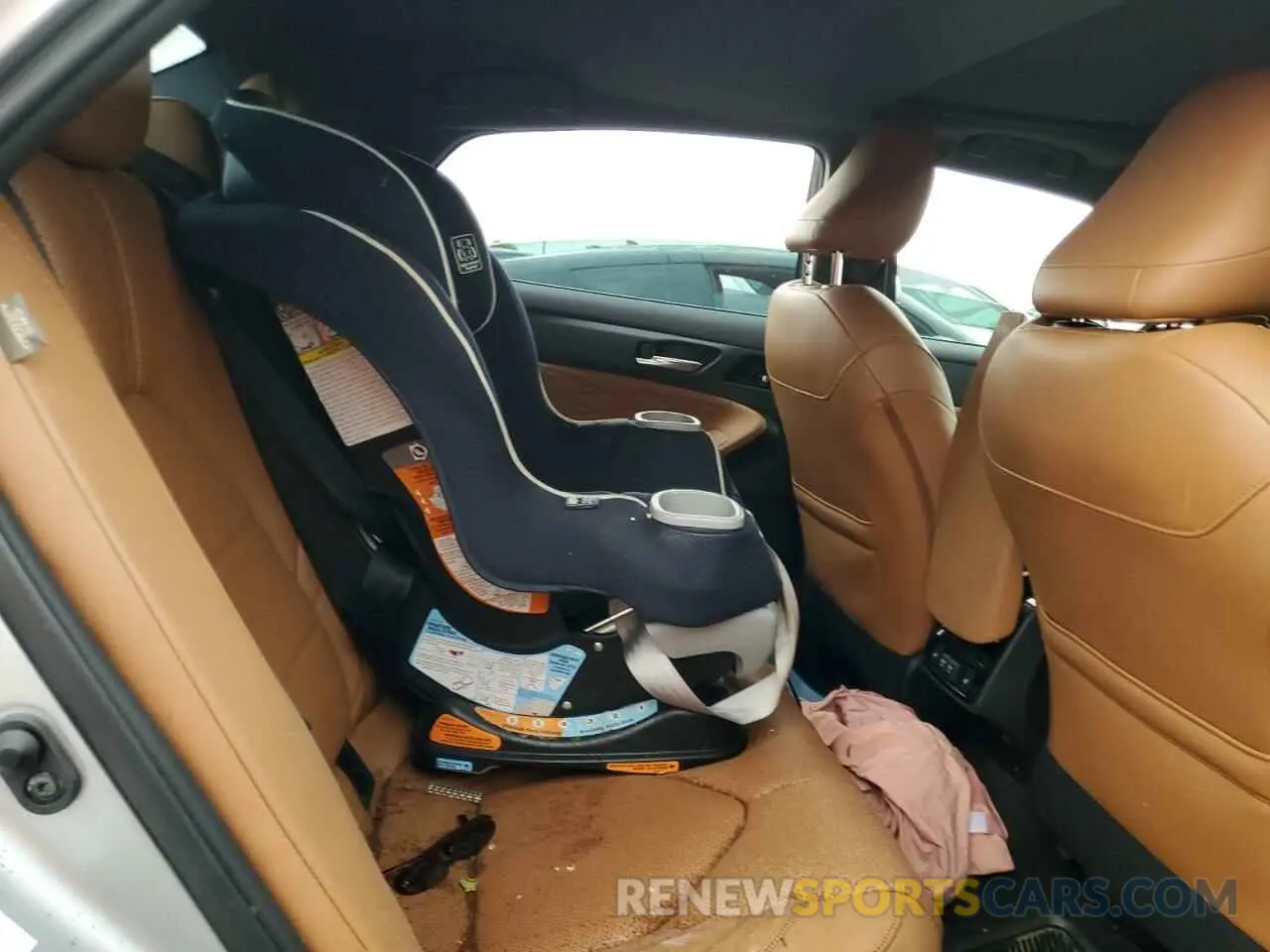 10 Photograph of a damaged car 4T1B21FB1KU002123 TOYOTA AVALON 2019