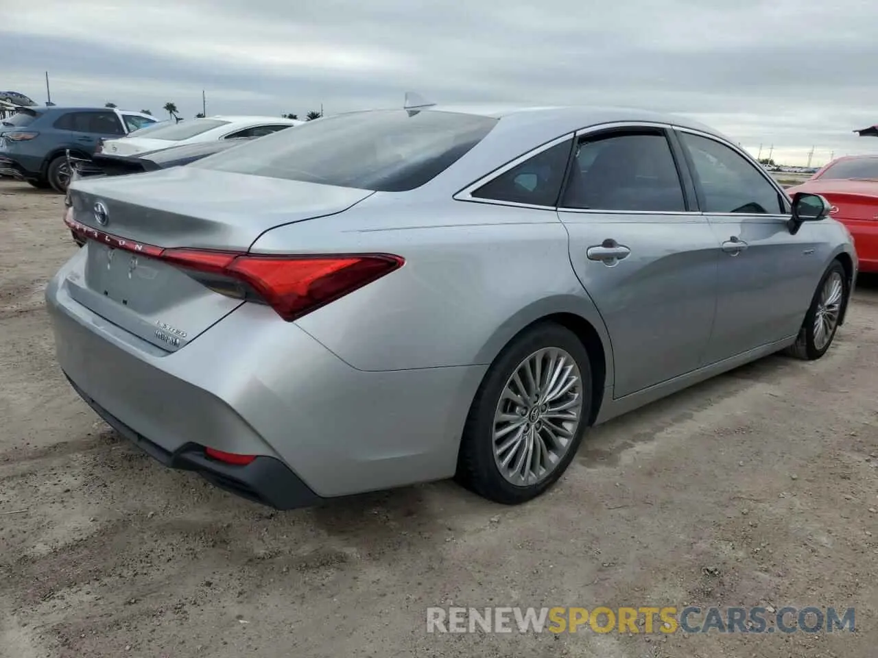 3 Photograph of a damaged car 4T1B21FB1KU002123 TOYOTA AVALON 2019