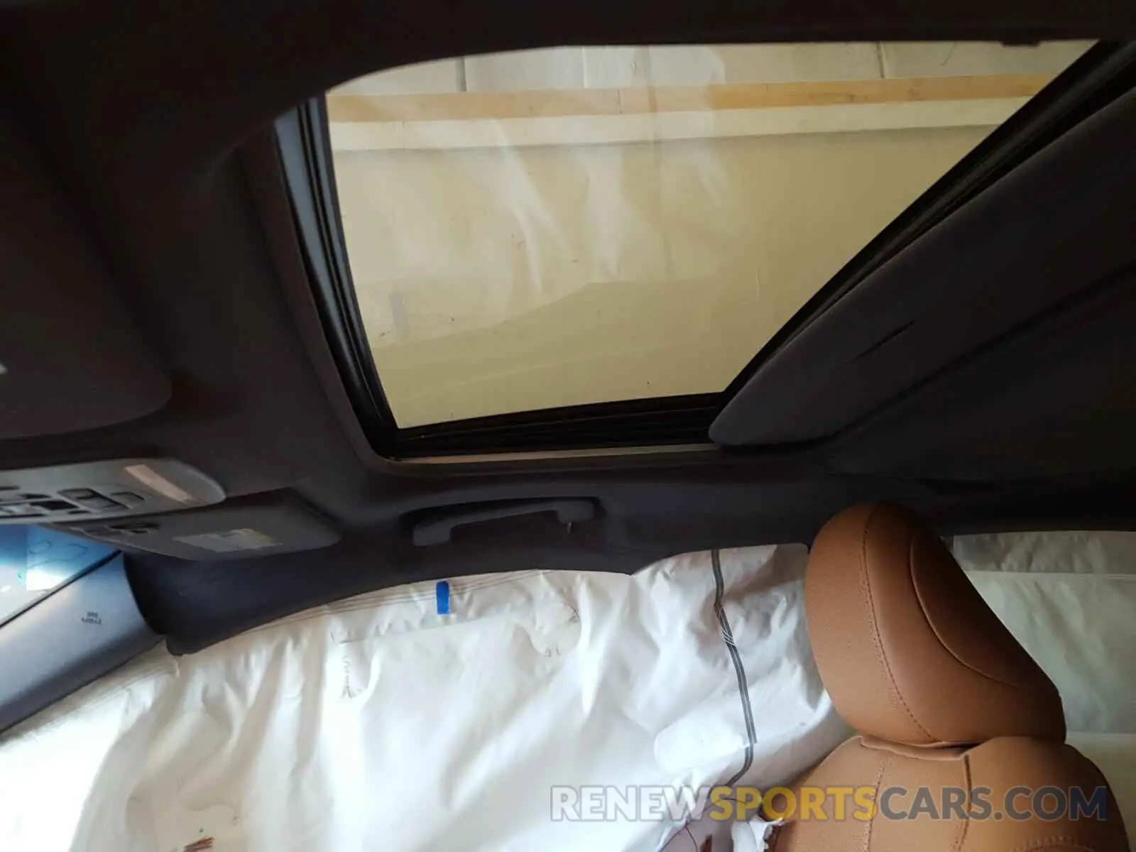 9 Photograph of a damaged car 4T1B21FB2KU007962 TOYOTA AVALON 2019