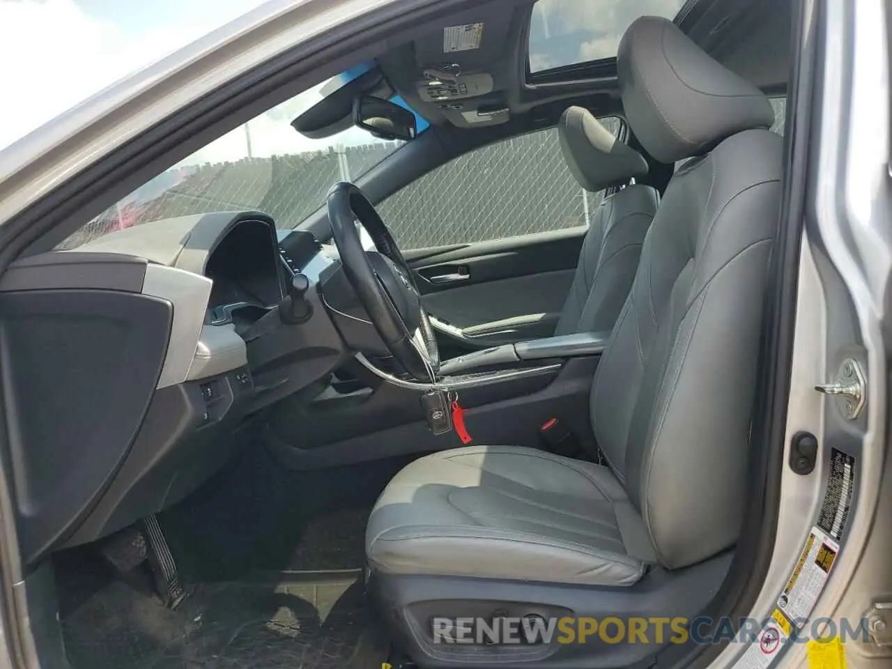 7 Photograph of a damaged car 4T1B21FB6KU004885 TOYOTA AVALON 2019