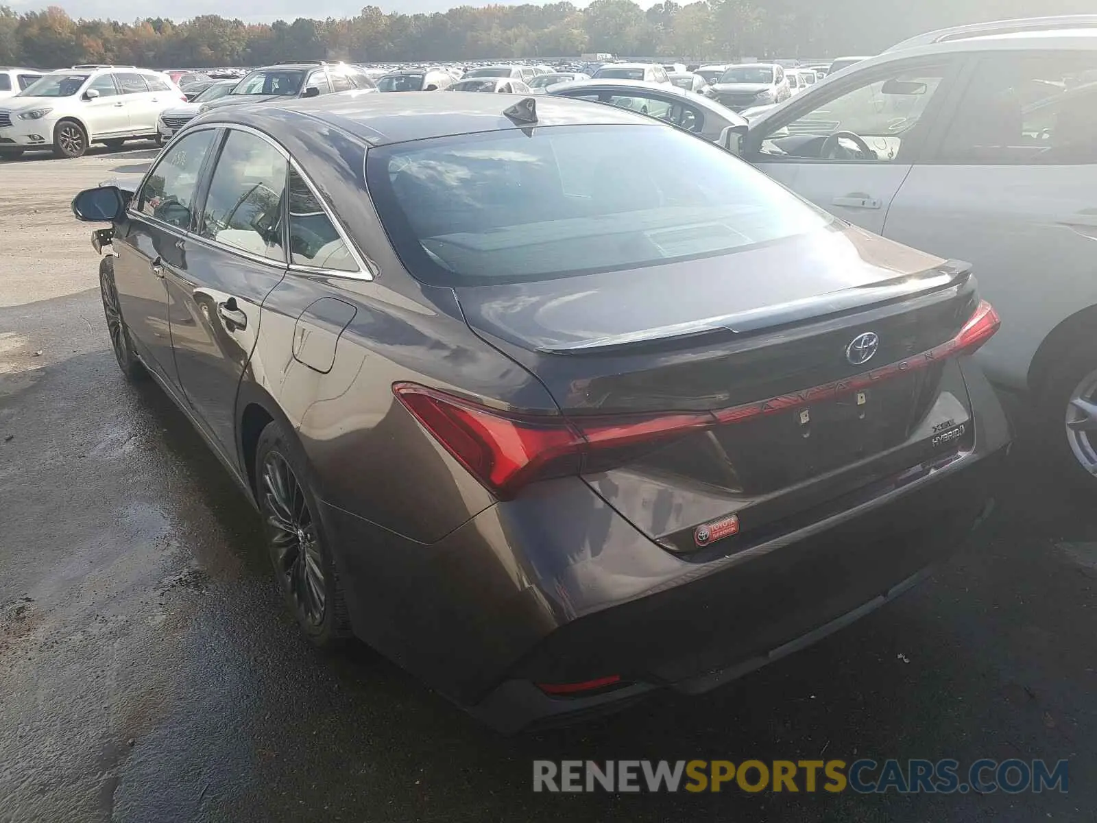 3 Photograph of a damaged car 4T1B21FB7KU004023 TOYOTA AVALON 2019
