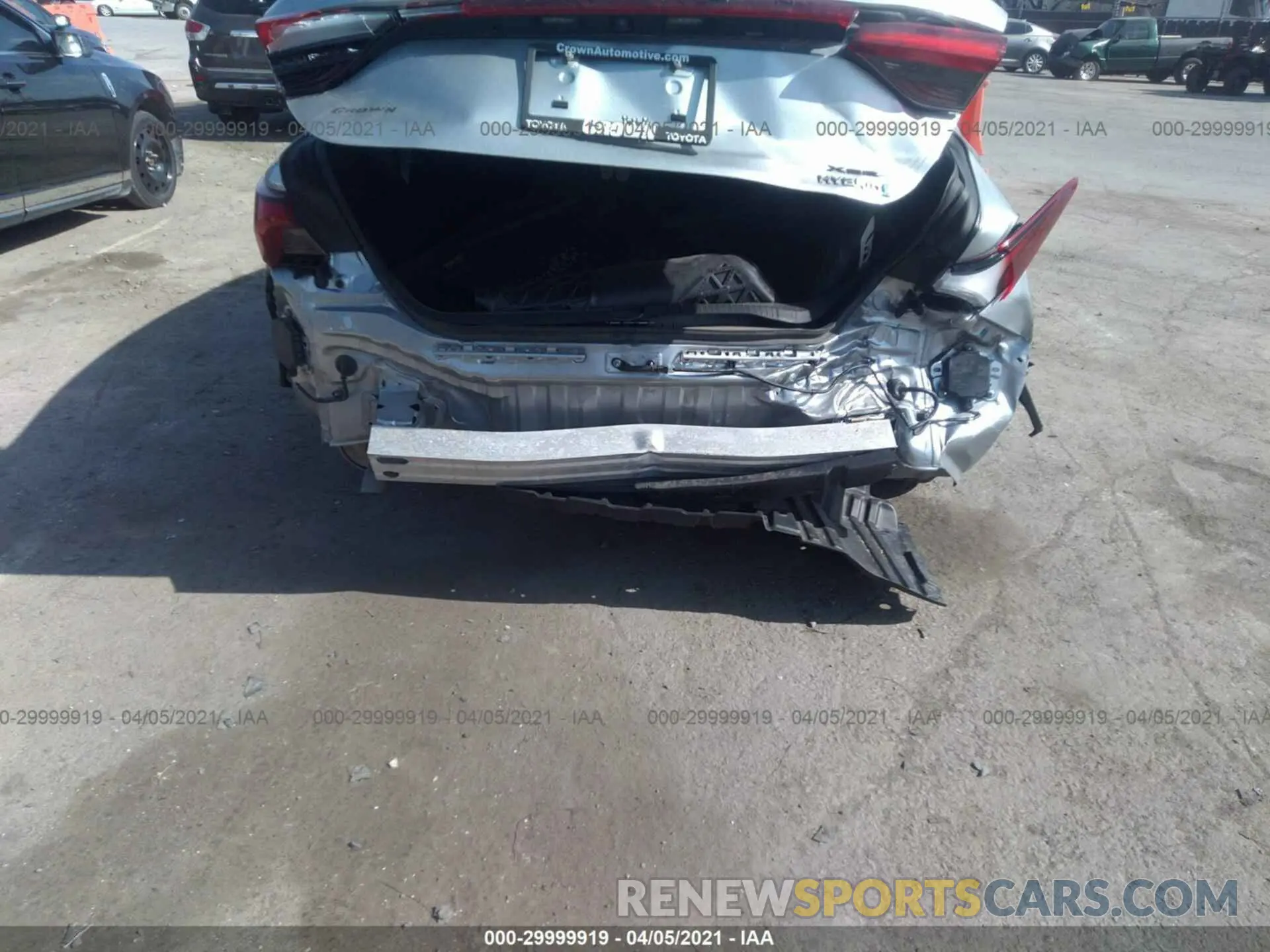 6 Photograph of a damaged car 4T1B21FB7KU006516 TOYOTA AVALON 2019