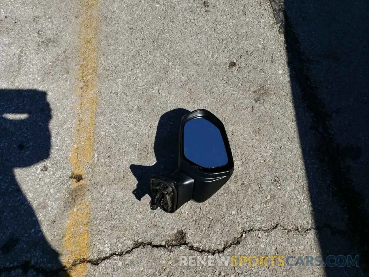 12 Photograph of a damaged car 4T1B21FB8KU003673 TOYOTA AVALON 2019