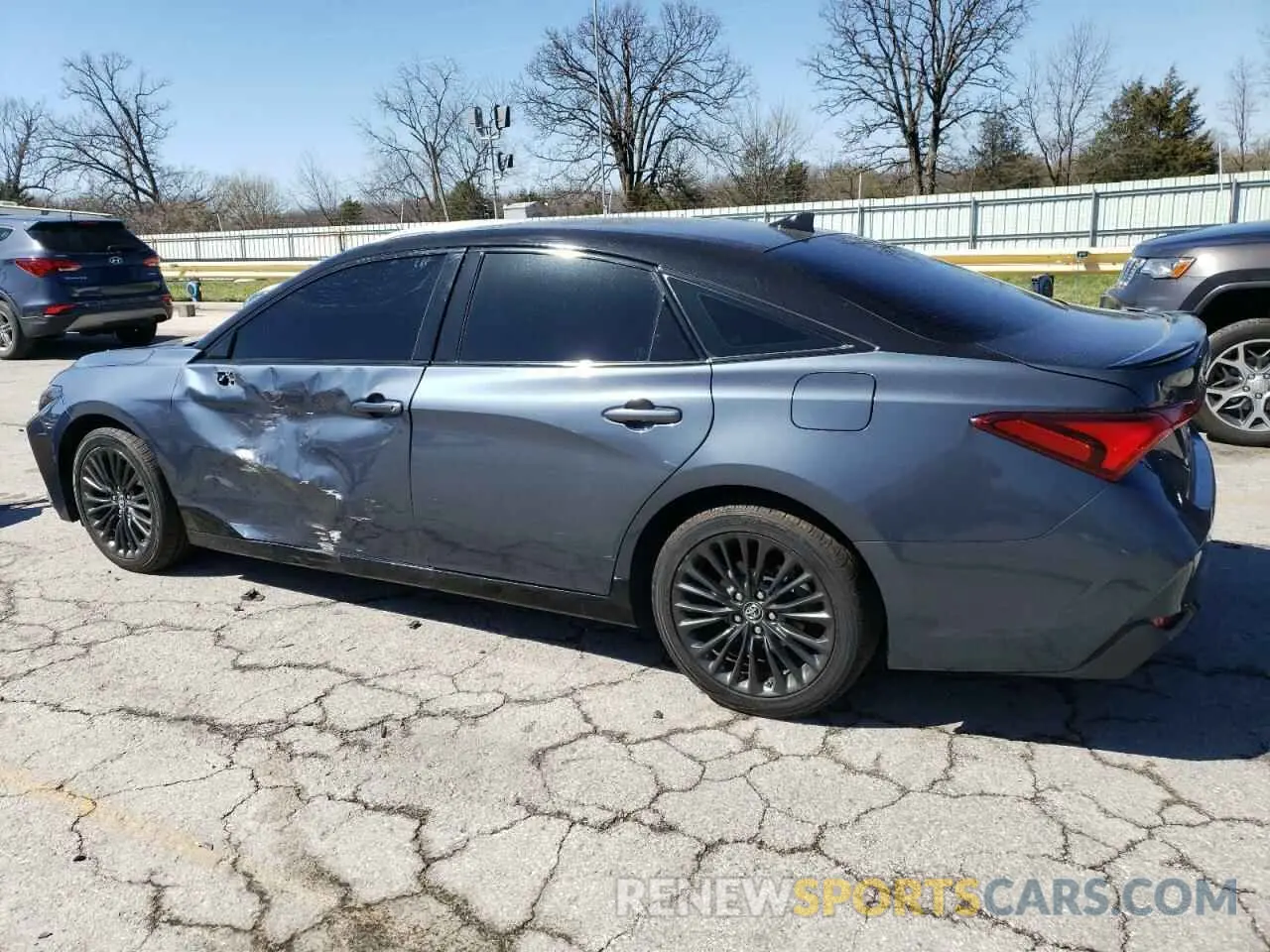 2 Photograph of a damaged car 4T1B21FB8KU003673 TOYOTA AVALON 2019