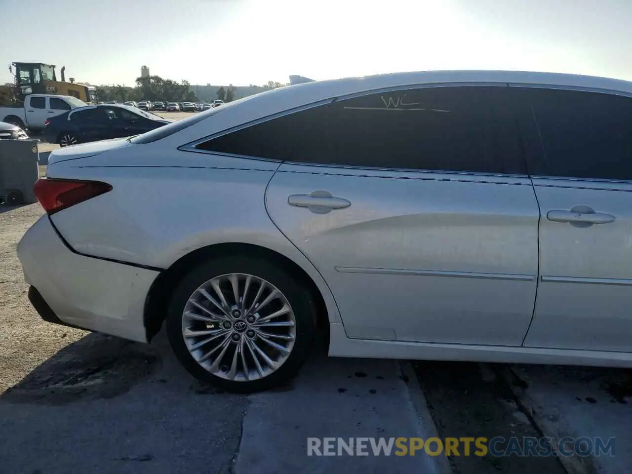 12 Фотография поврежденного автомобиля 4T1BZ1FB0KU011584 TOYOTA AVALON 2019