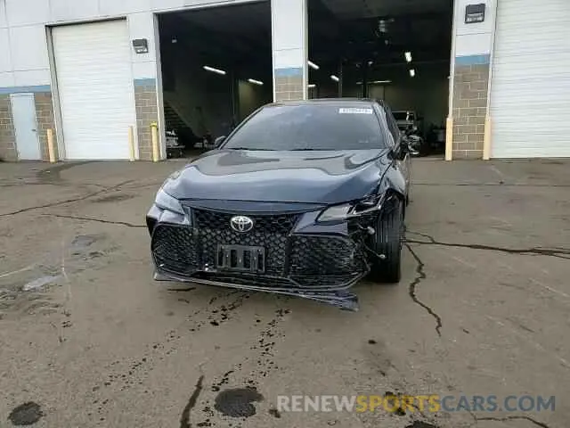 13 Photograph of a damaged car 4T1BZ1FB0KU016719 TOYOTA AVALON 2019