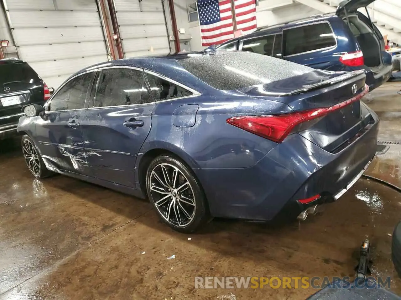 2 Photograph of a damaged car 4T1BZ1FB0KU016719 TOYOTA AVALON 2019