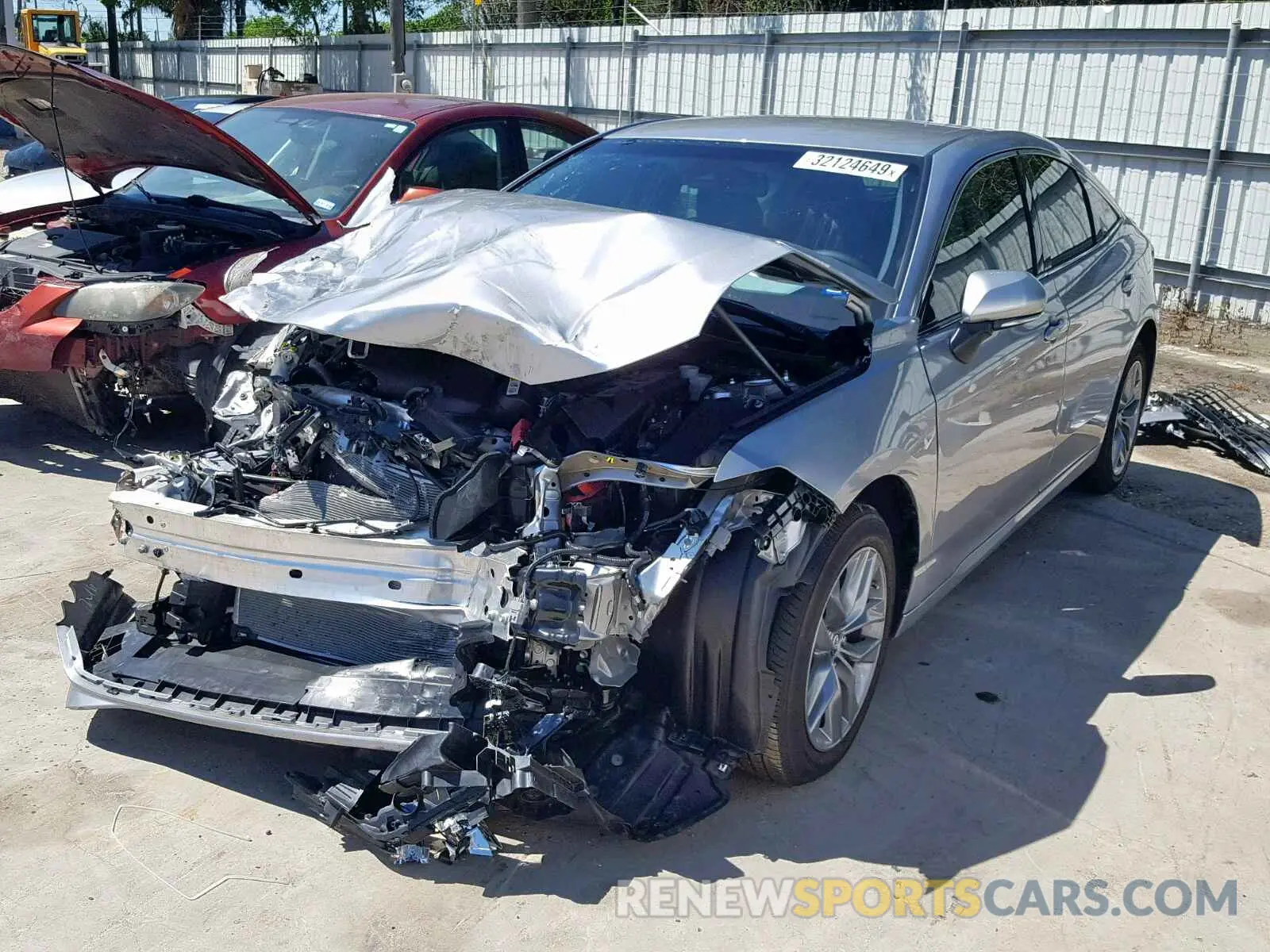 2 Photograph of a damaged car 4T1BZ1FB0KU020320 TOYOTA AVALON 2019
