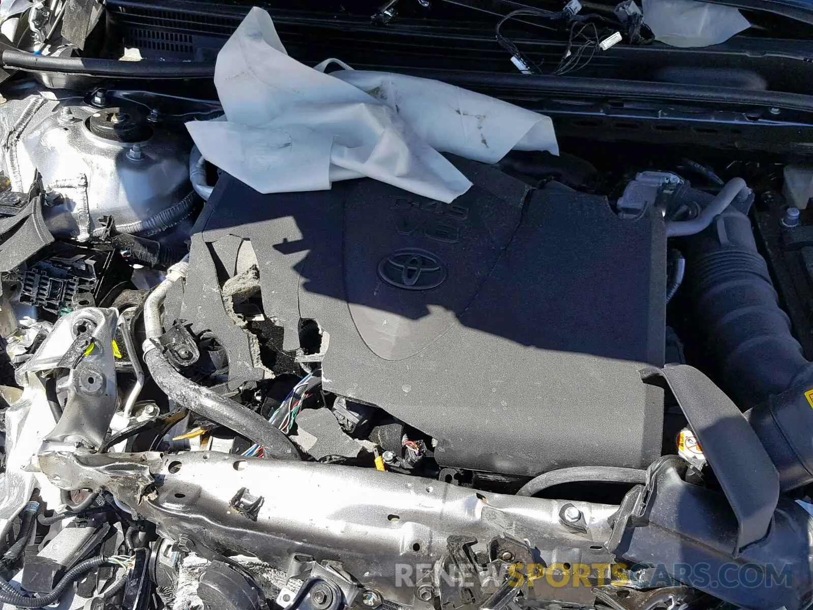 7 Photograph of a damaged car 4T1BZ1FB0KU020320 TOYOTA AVALON 2019