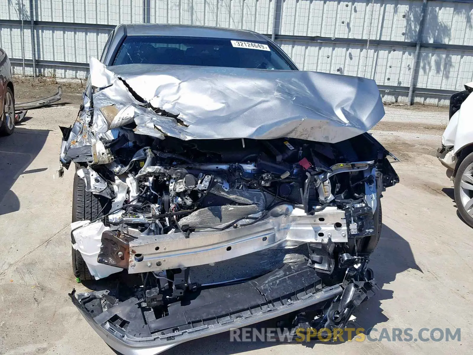 9 Photograph of a damaged car 4T1BZ1FB0KU020320 TOYOTA AVALON 2019