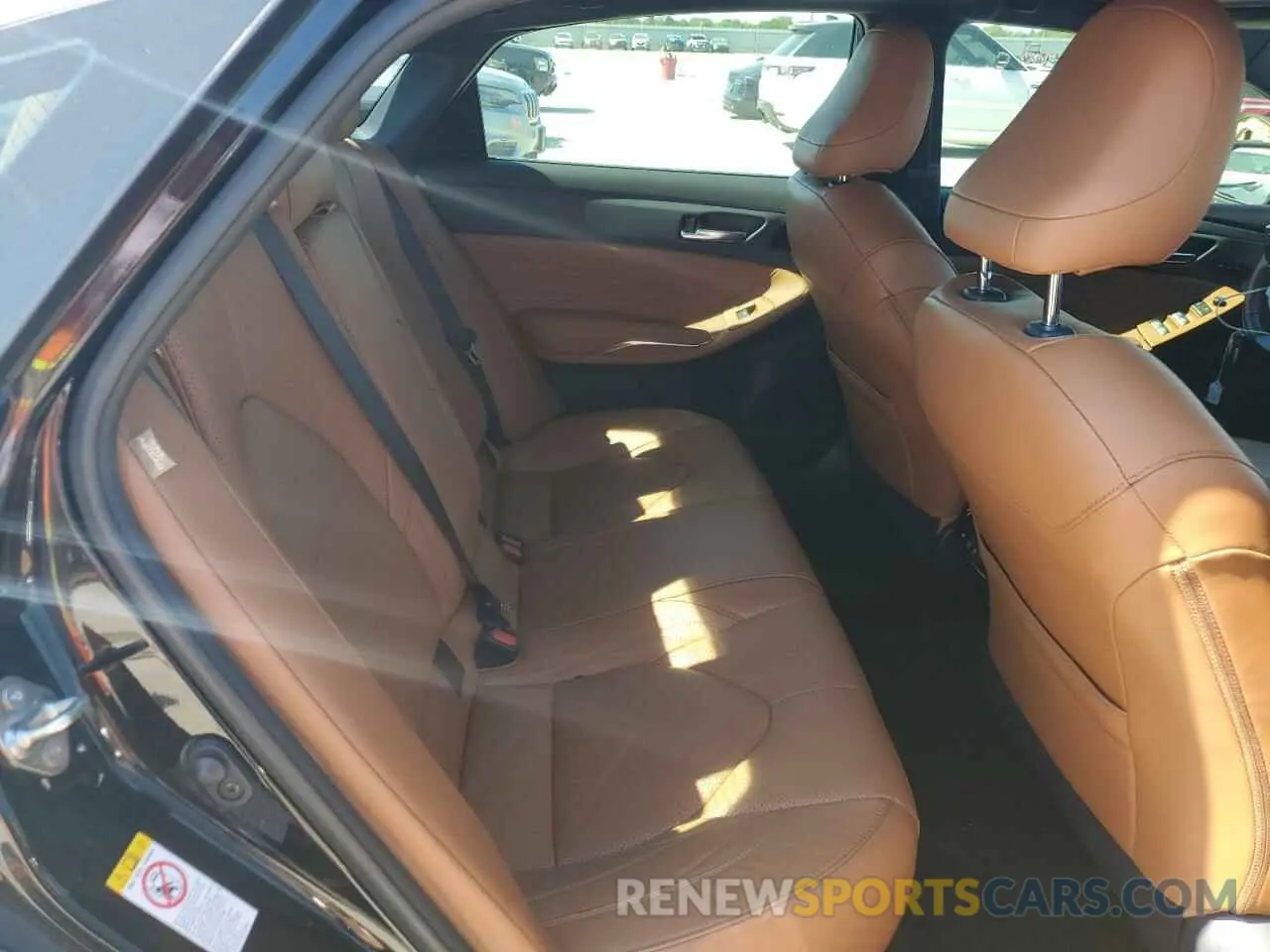 10 Photograph of a damaged car 4T1BZ1FB0KU025176 TOYOTA AVALON 2019