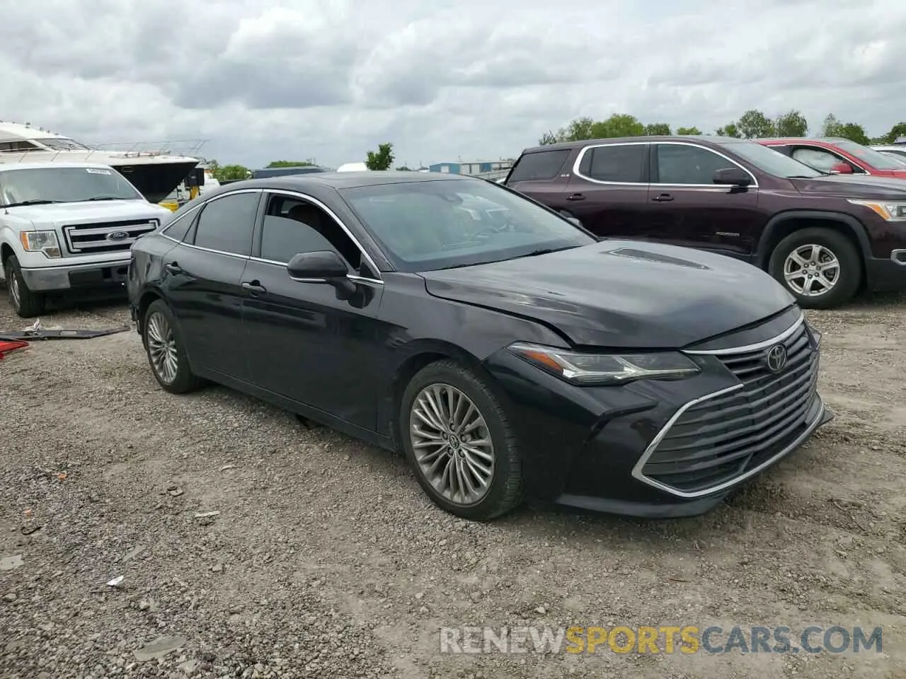 4 Фотография поврежденного автомобиля 4T1BZ1FB1KU003493 TOYOTA AVALON 2019