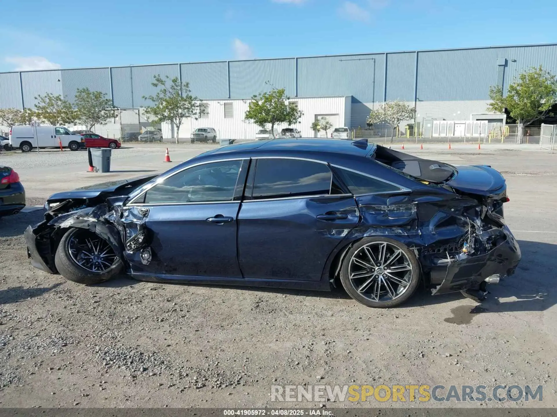 14 Фотография поврежденного автомобиля 4T1BZ1FB1KU016521 TOYOTA AVALON 2019