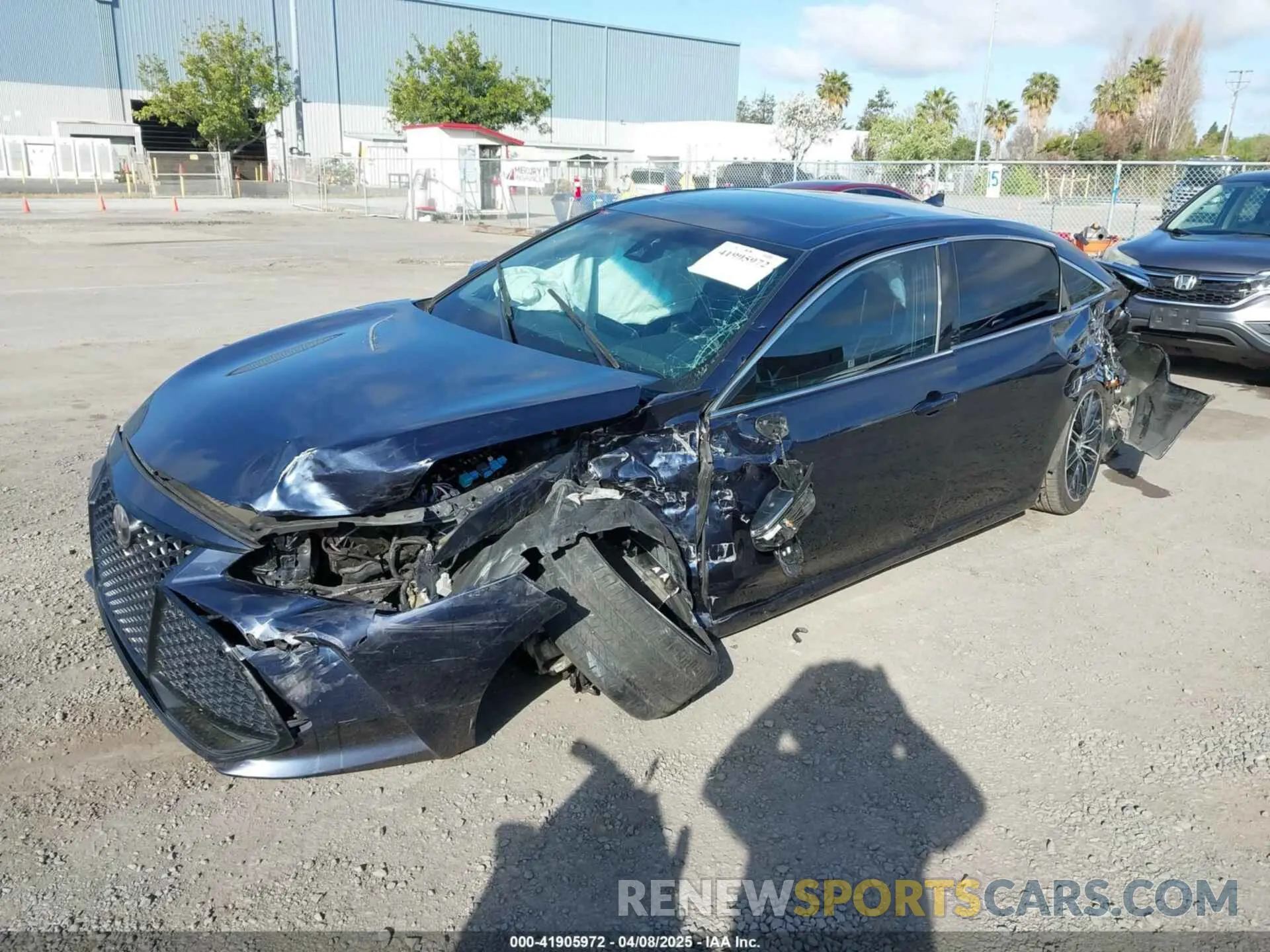 2 Фотография поврежденного автомобиля 4T1BZ1FB1KU016521 TOYOTA AVALON 2019