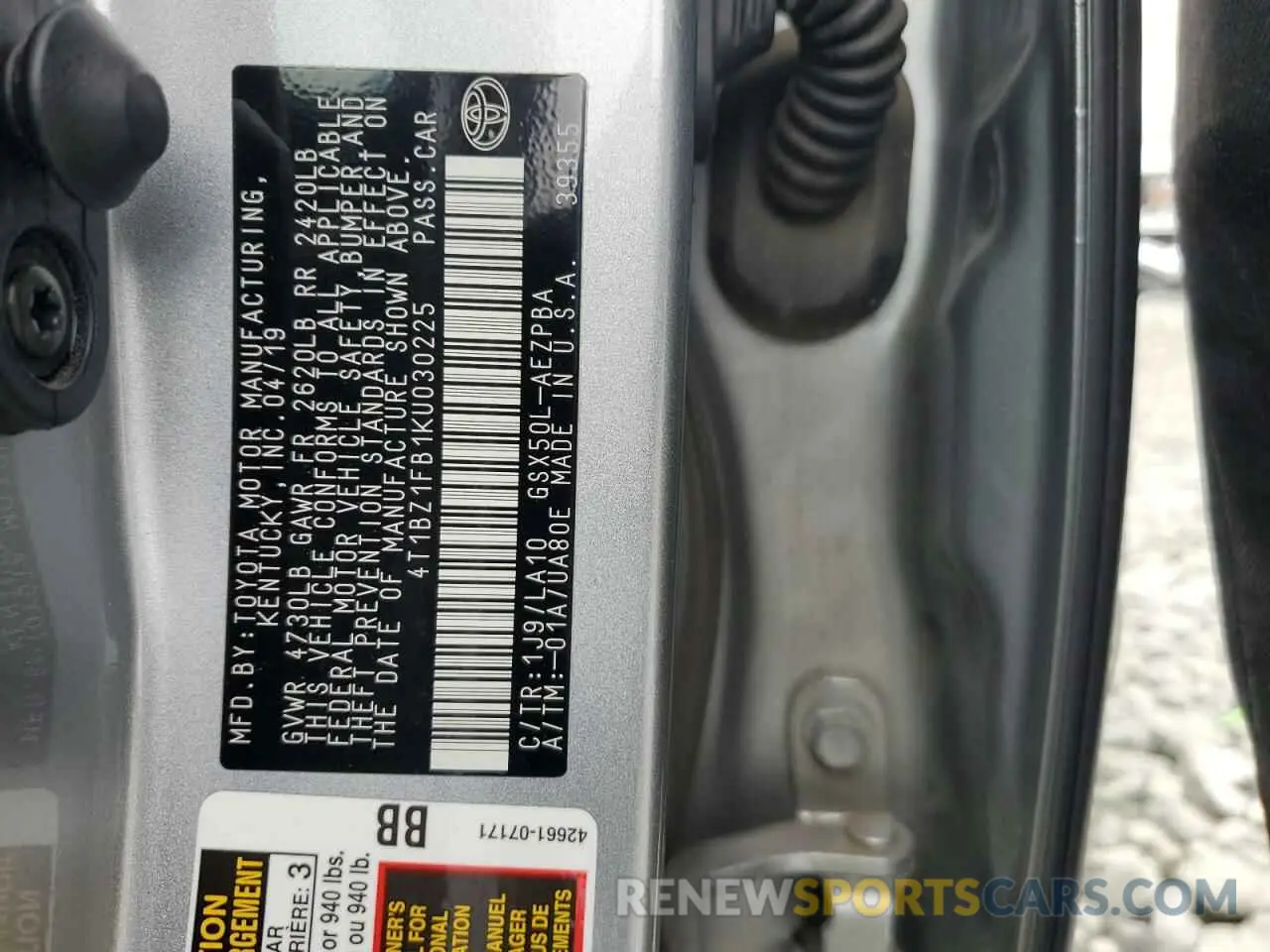 13 Photograph of a damaged car 4T1BZ1FB1KU030225 TOYOTA AVALON 2019