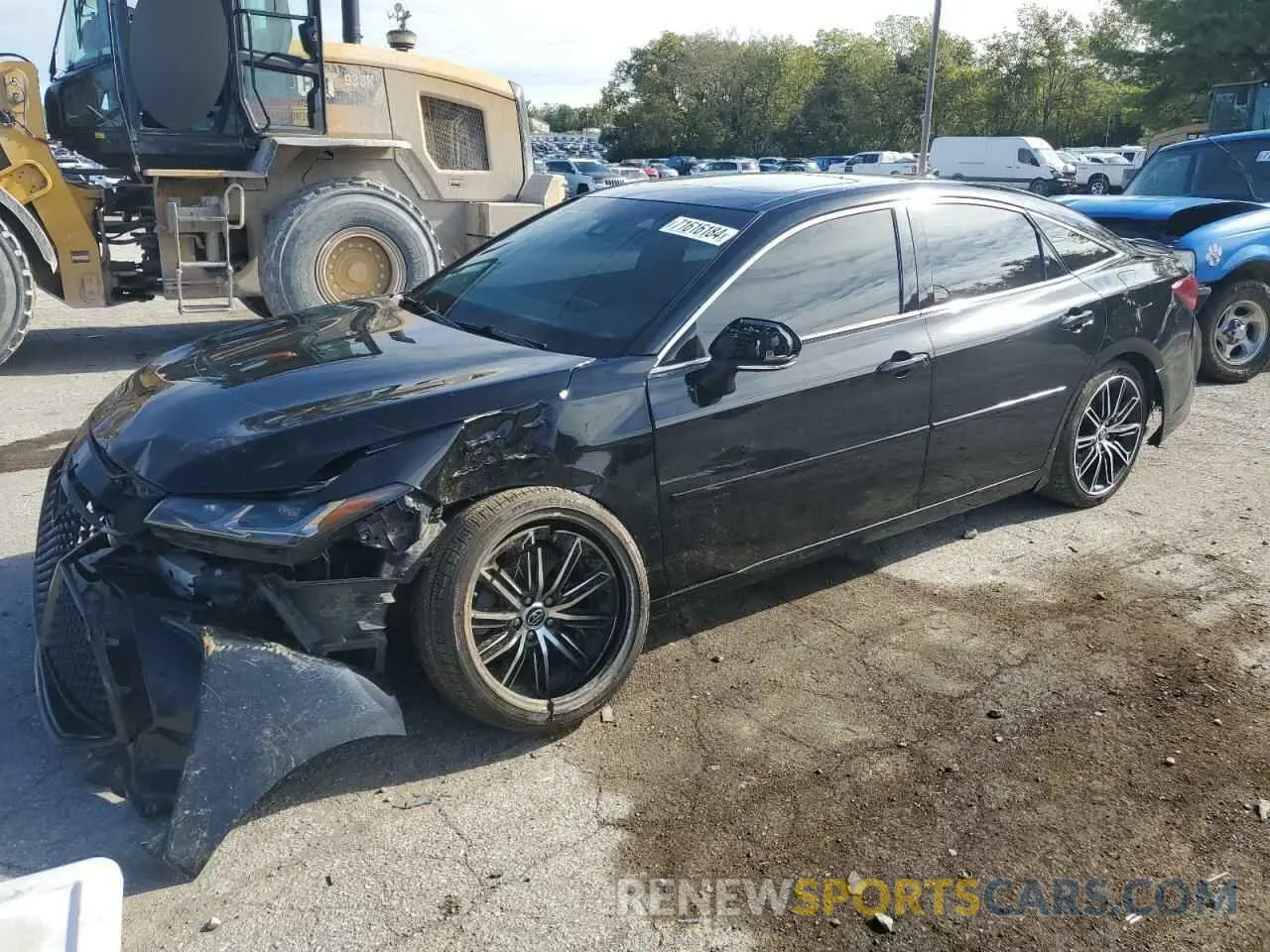 1 Photograph of a damaged car 4T1BZ1FB2KU004684 TOYOTA AVALON 2019
