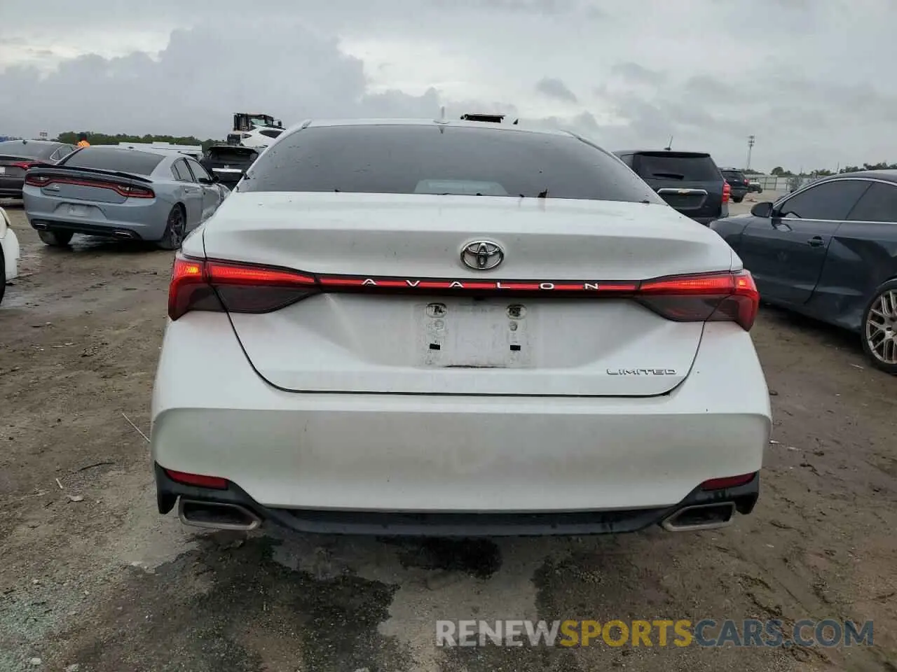 6 Фотография поврежденного автомобиля 4T1BZ1FB2KU020822 TOYOTA AVALON 2019
