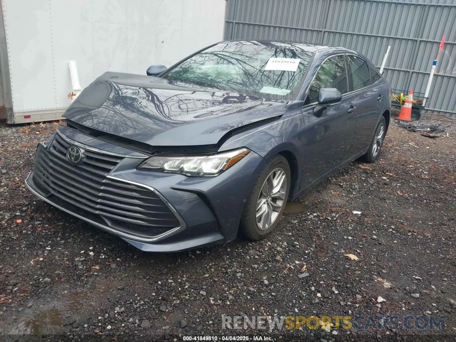 2 Фотография поврежденного автомобиля 4T1BZ1FB2KU030640 TOYOTA AVALON 2019