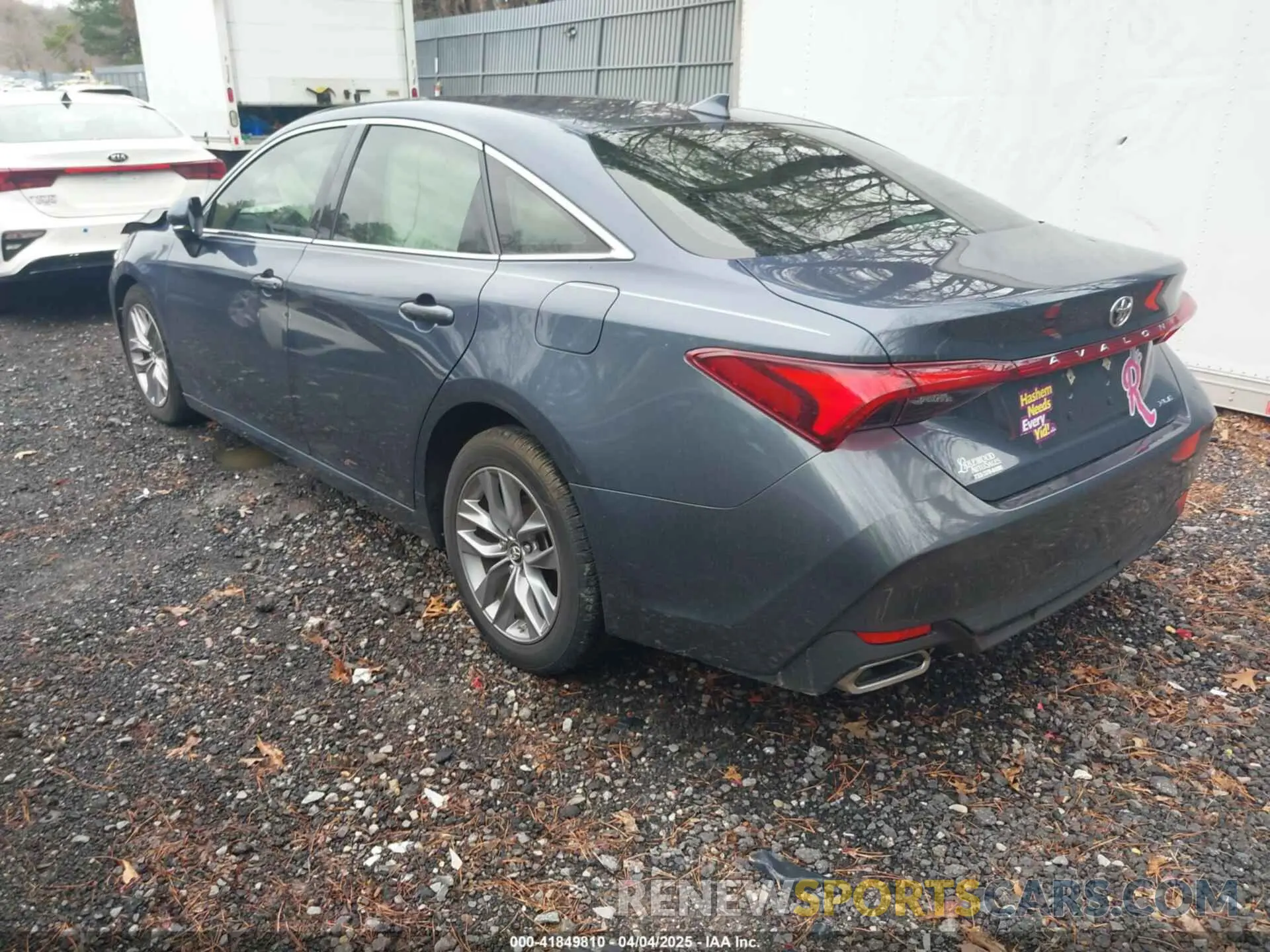 3 Фотография поврежденного автомобиля 4T1BZ1FB2KU030640 TOYOTA AVALON 2019