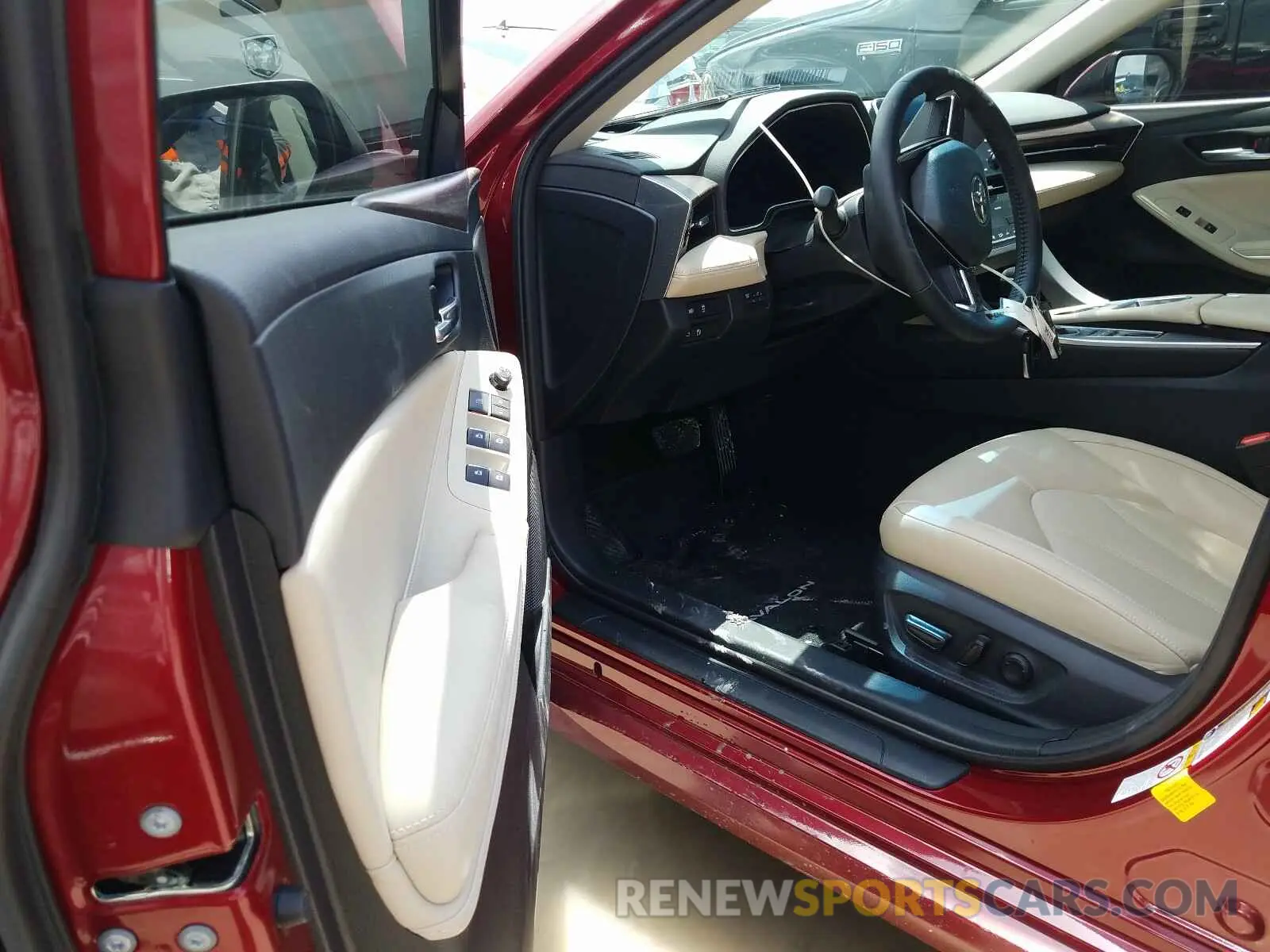 9 Photograph of a damaged car 4T1BZ1FB2KU037362 TOYOTA AVALON 2019
