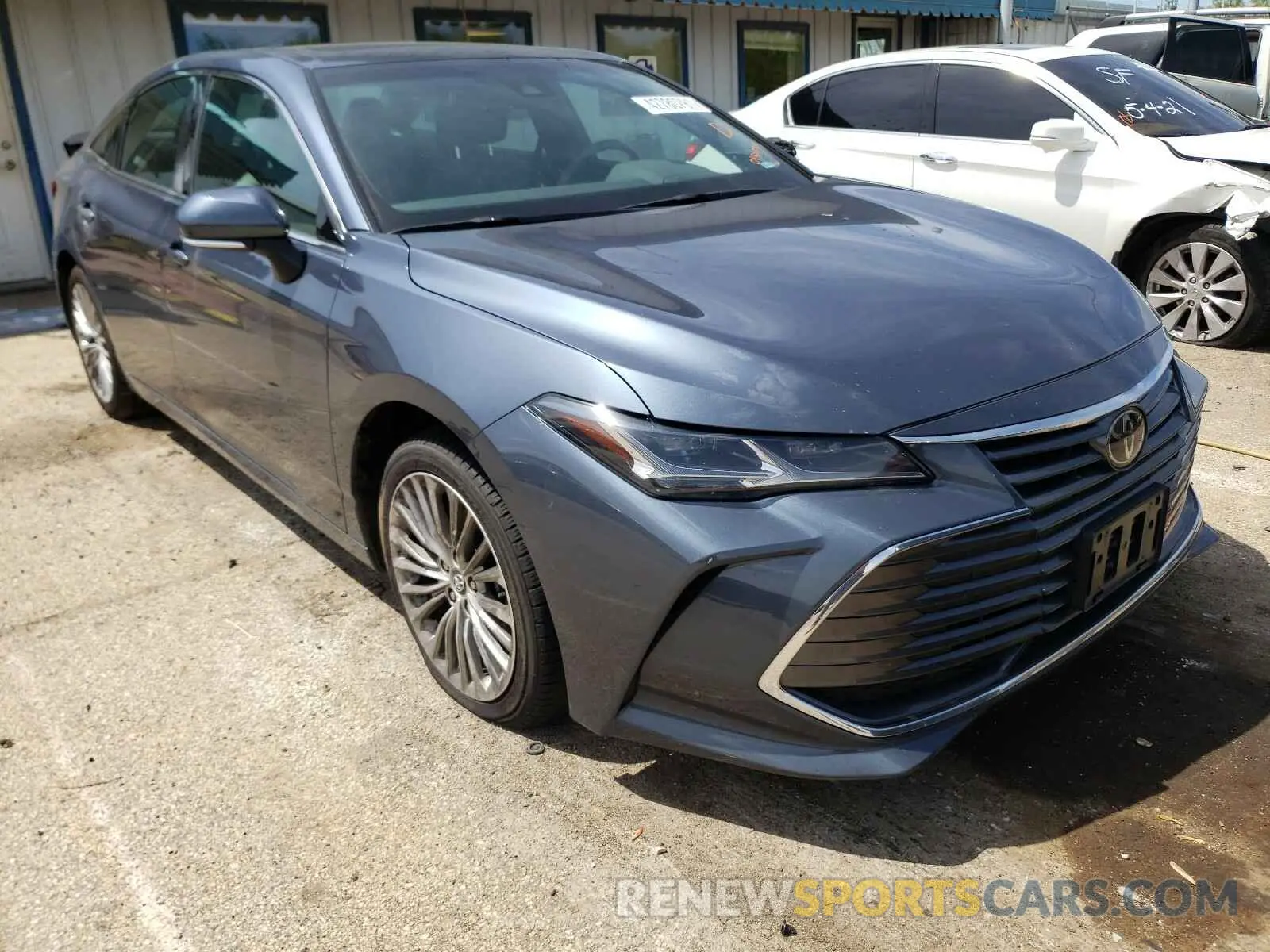 1 Photograph of a damaged car 4T1BZ1FB3KU015435 TOYOTA AVALON 2019