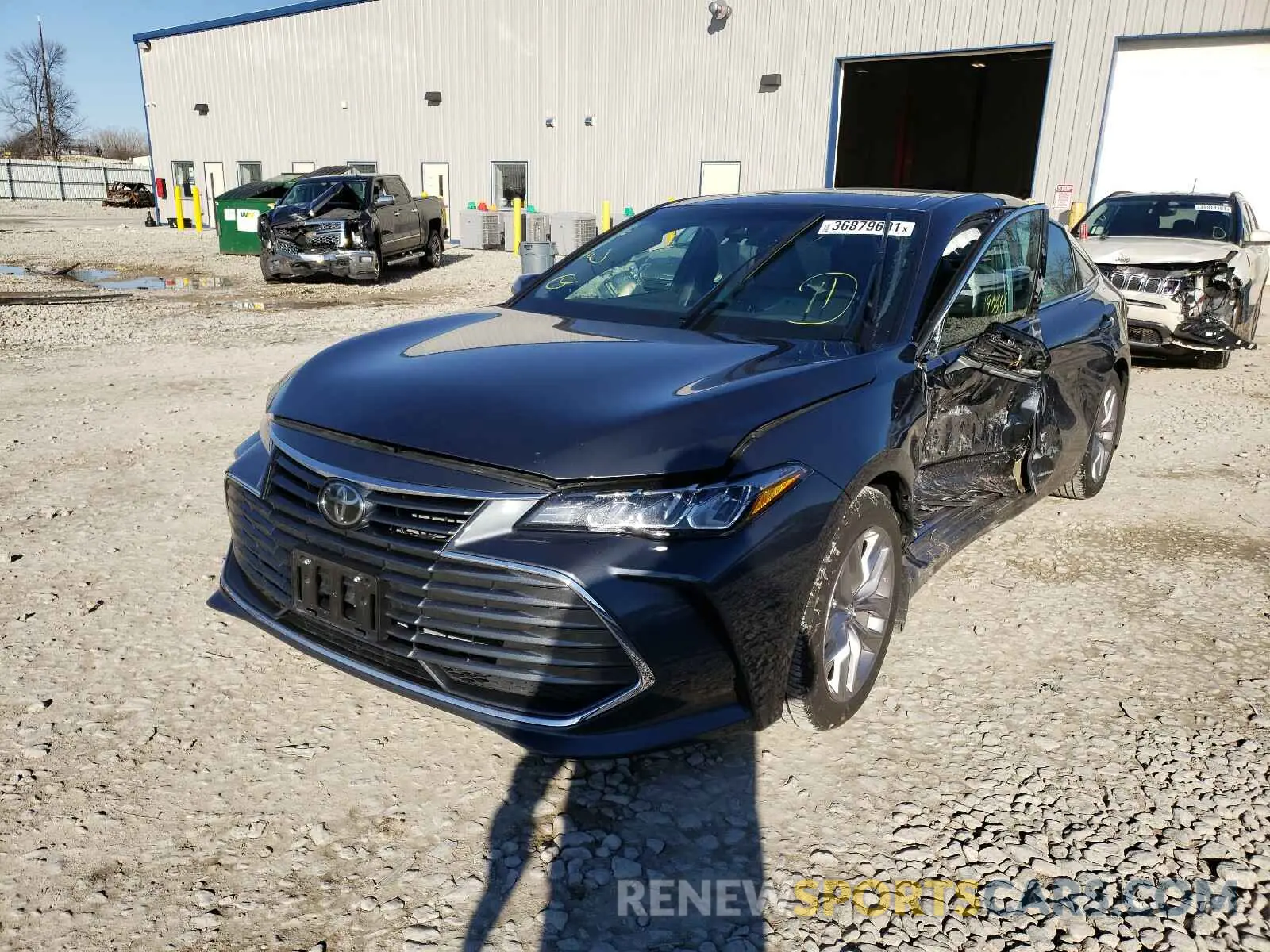 2 Photograph of a damaged car 4T1BZ1FB3KU027648 TOYOTA AVALON 2019