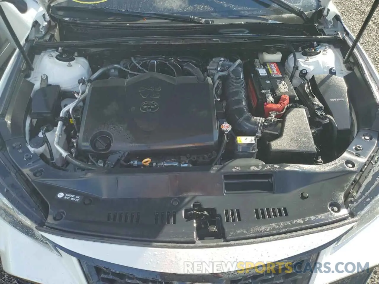 11 Photograph of a damaged car 4T1BZ1FB4KU003665 TOYOTA AVALON 2019