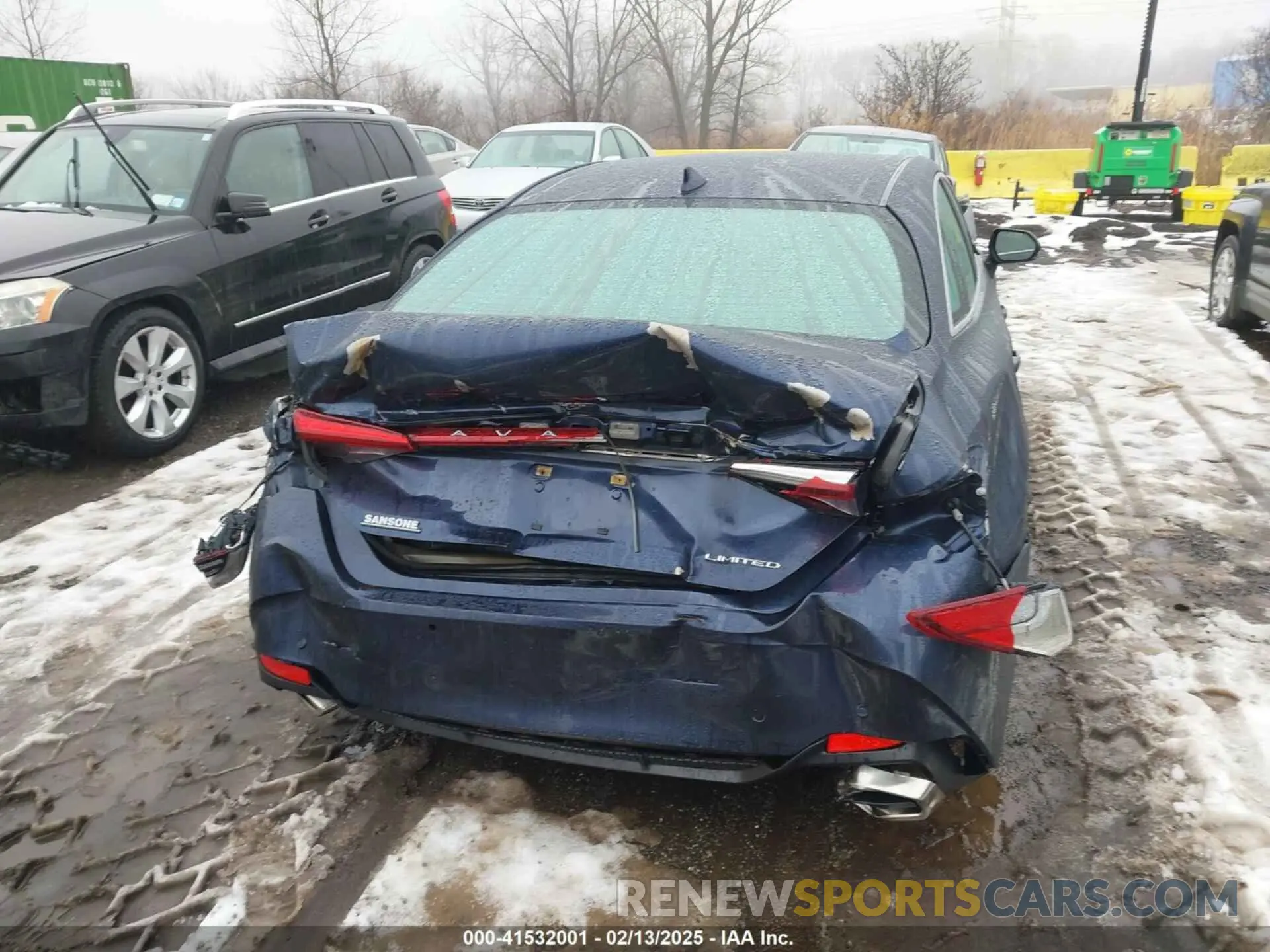 16 Photograph of a damaged car 4T1BZ1FB4KU011720 TOYOTA AVALON 2019