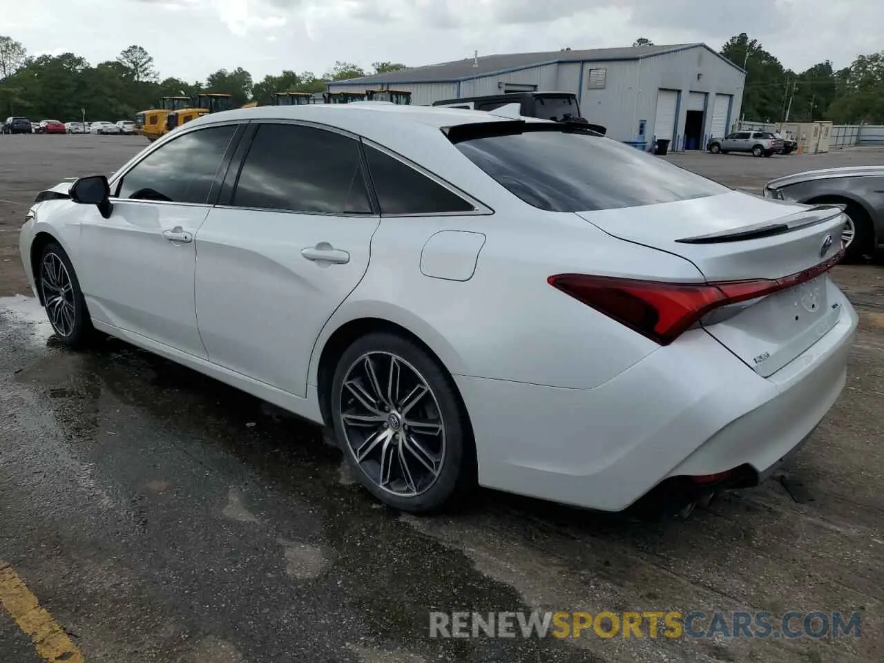 2 Фотография поврежденного автомобиля 4T1BZ1FB4KU023463 TOYOTA AVALON 2019