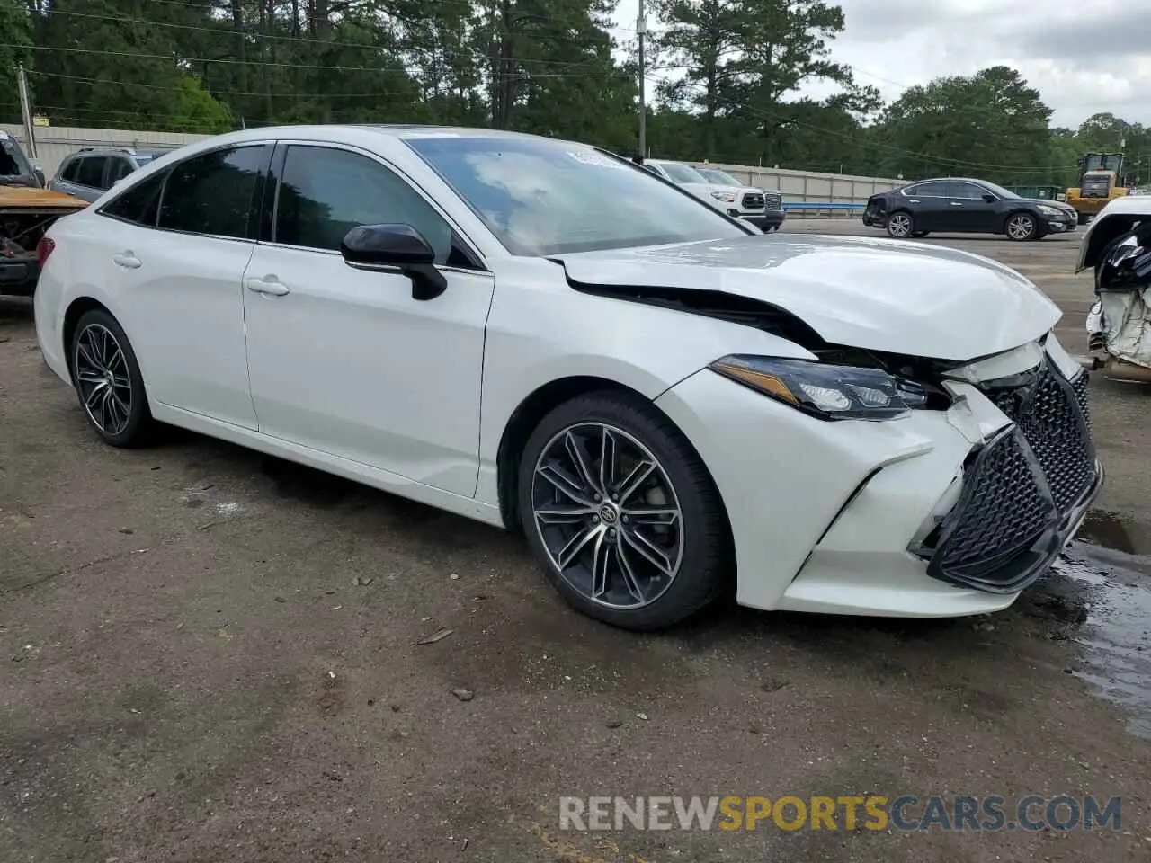4 Фотография поврежденного автомобиля 4T1BZ1FB4KU023463 TOYOTA AVALON 2019