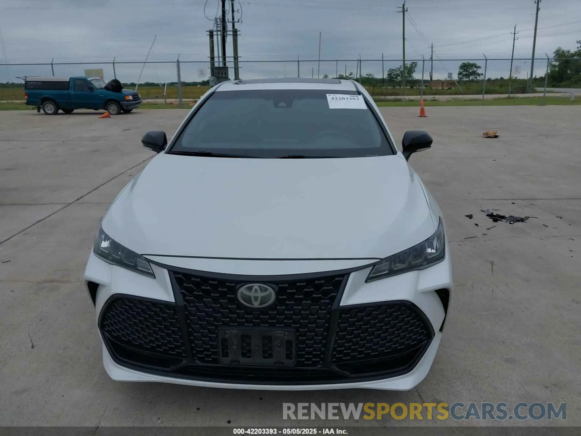 6 Фотография поврежденного автомобиля 4T1BZ1FB4KU032065 TOYOTA AVALON 2019