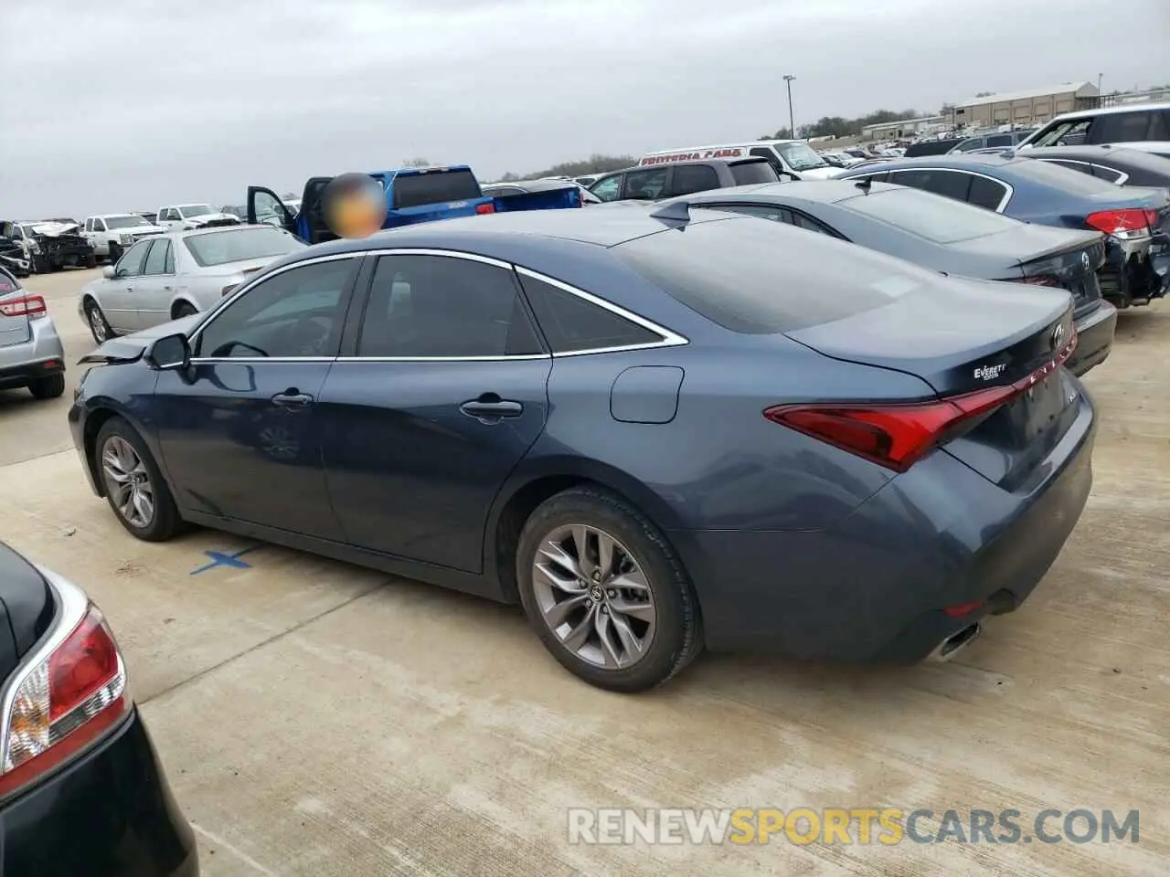 2 Фотография поврежденного автомобиля 4T1BZ1FB5KU006056 TOYOTA AVALON 2019