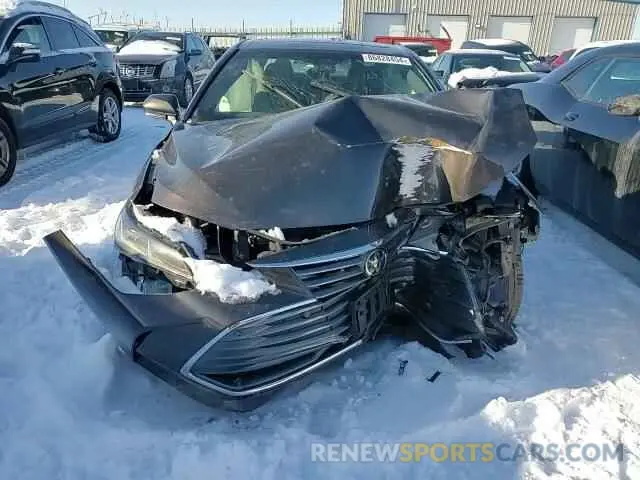 11 Photograph of a damaged car 4T1BZ1FB6KU005563 TOYOTA AVALON 2019