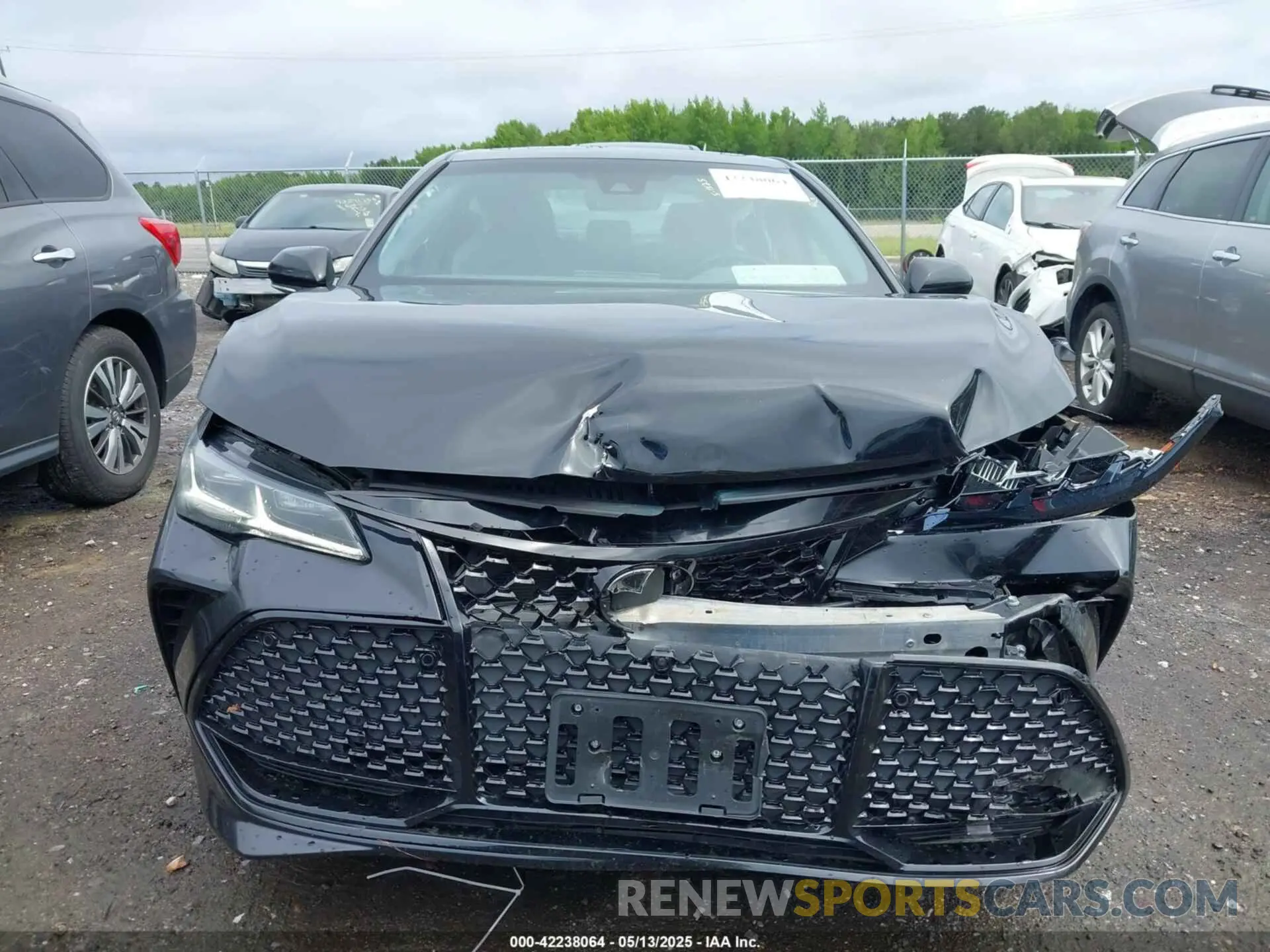 12 Фотография поврежденного автомобиля 4T1BZ1FB6KU018376 TOYOTA AVALON 2019