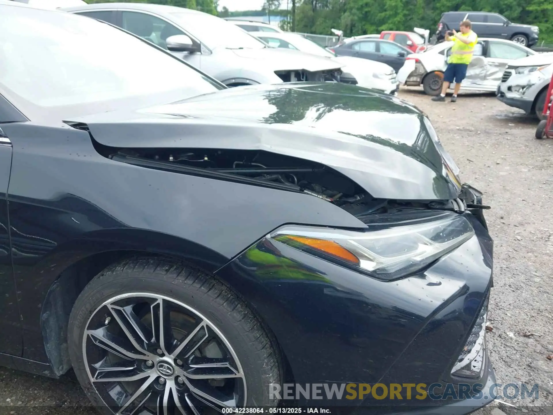 21 Фотография поврежденного автомобиля 4T1BZ1FB6KU018376 TOYOTA AVALON 2019