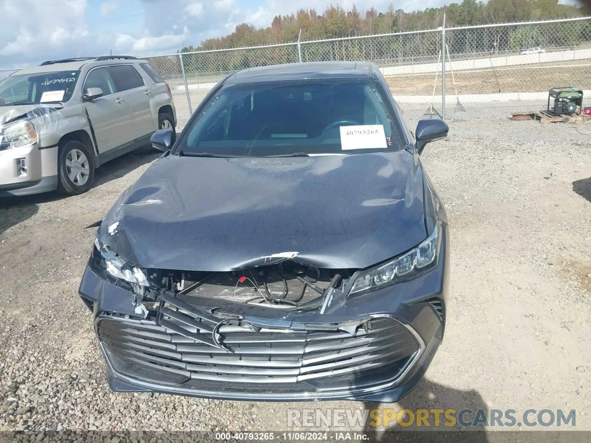 12 Photograph of a damaged car 4T1BZ1FB8KU003569 TOYOTA AVALON 2019