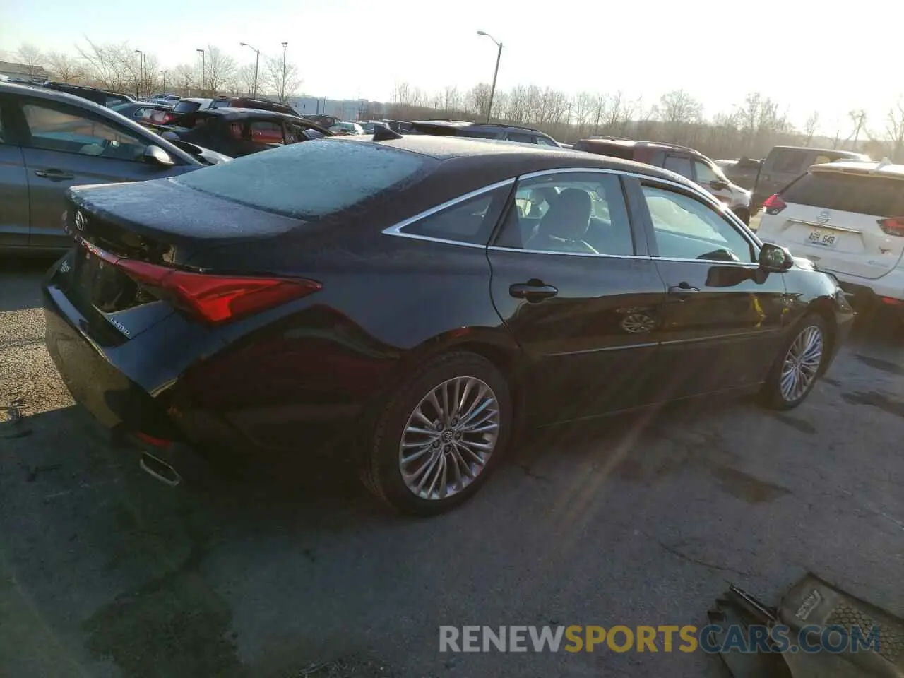 3 Photograph of a damaged car 4T1BZ1FB8KU003894 TOYOTA AVALON 2019