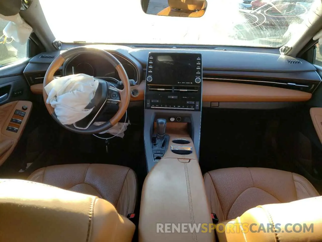 8 Photograph of a damaged car 4T1BZ1FB8KU003894 TOYOTA AVALON 2019