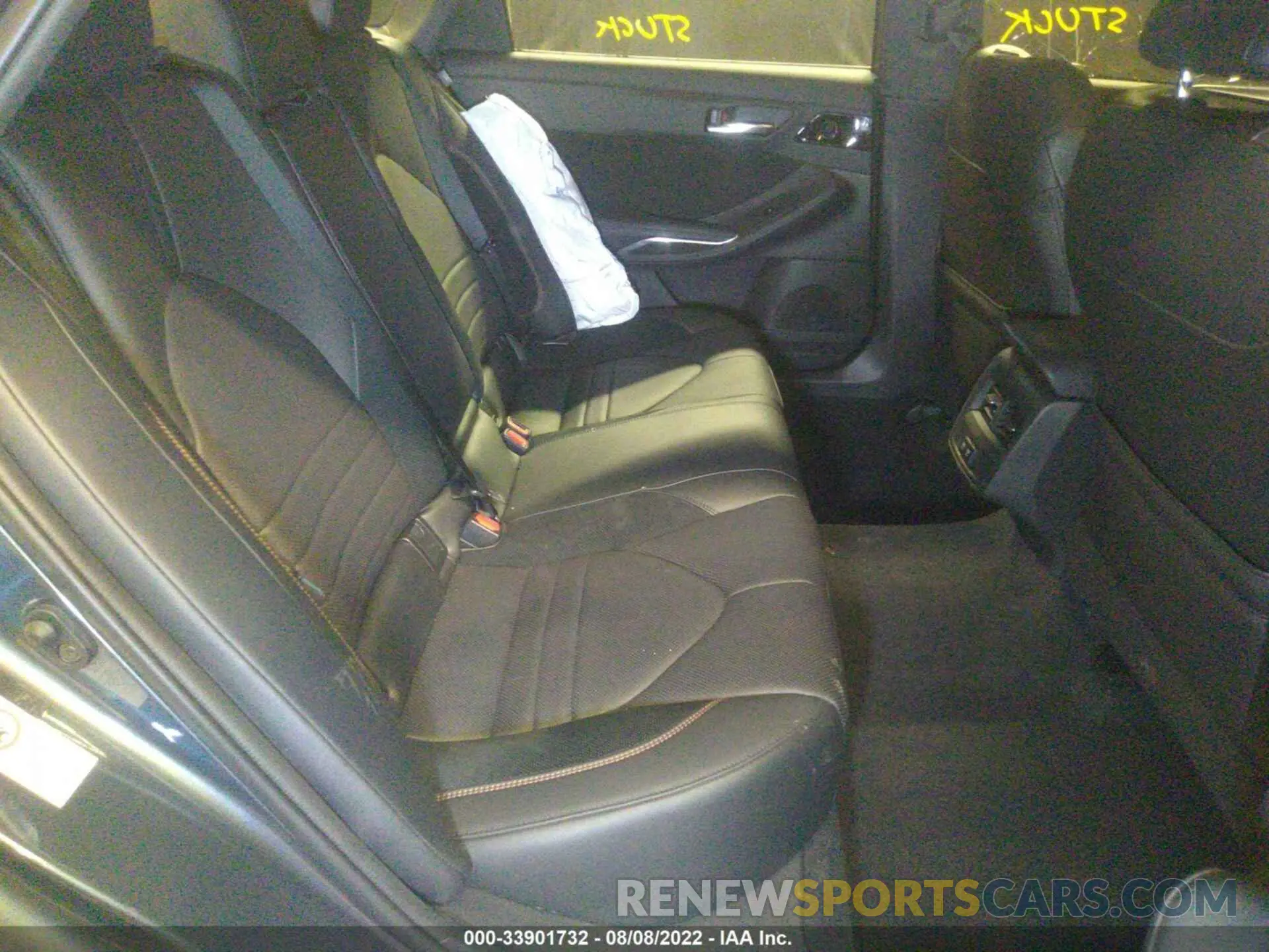 8 Photograph of a damaged car 4T1BZ1FB8KU011350 TOYOTA AVALON 2019