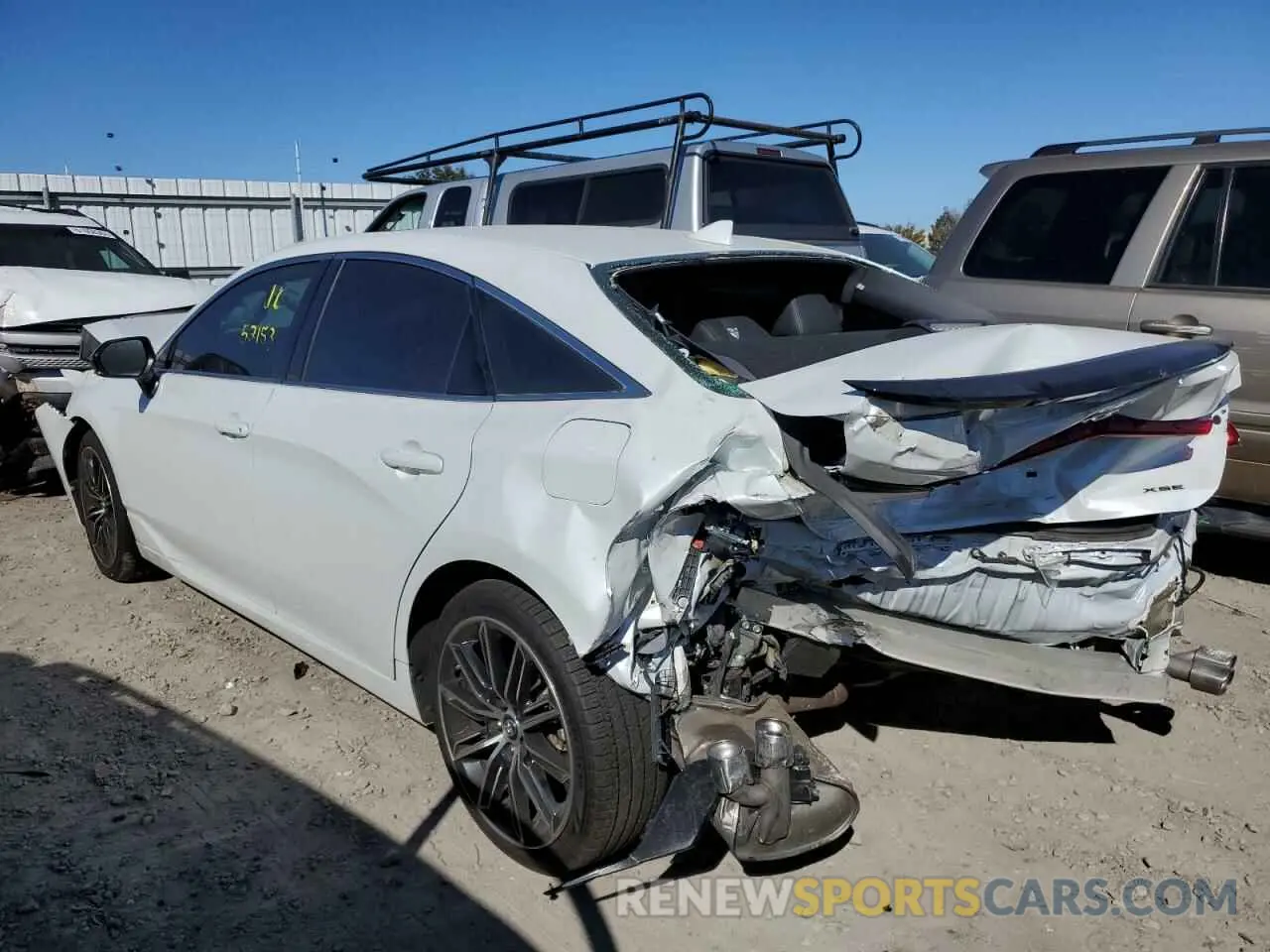 3 Photograph of a damaged car 4T1BZ1FB8KU021702 TOYOTA AVALON 2019