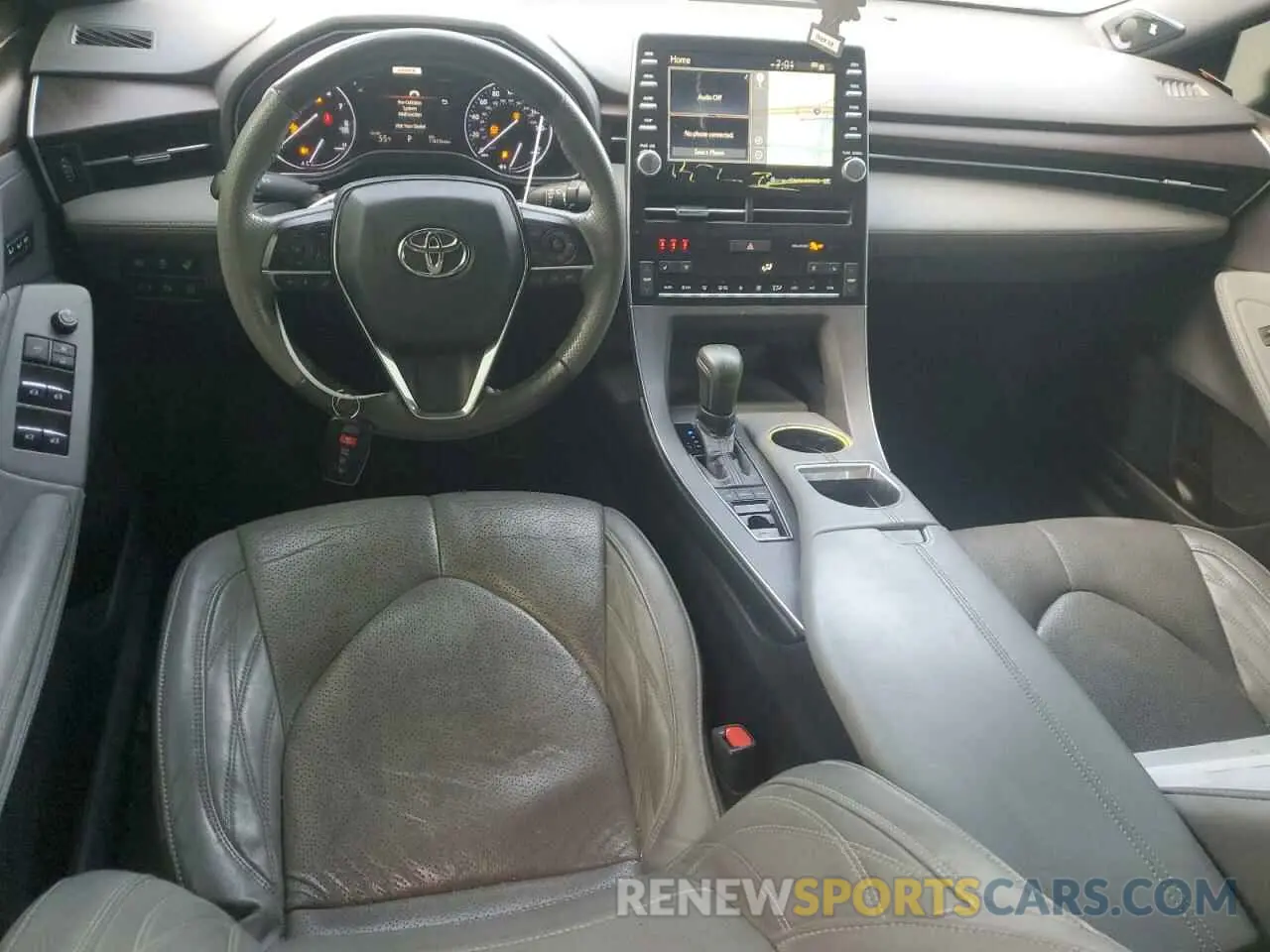 8 Photograph of a damaged car 4T1BZ1FB8KU030643 TOYOTA AVALON 2019