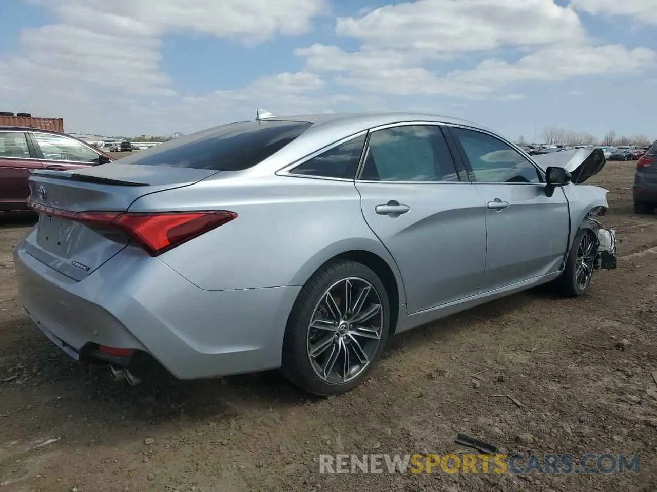 3 Фотография поврежденного автомобиля 4T1BZ1FB8KU034451 TOYOTA AVALON 2019