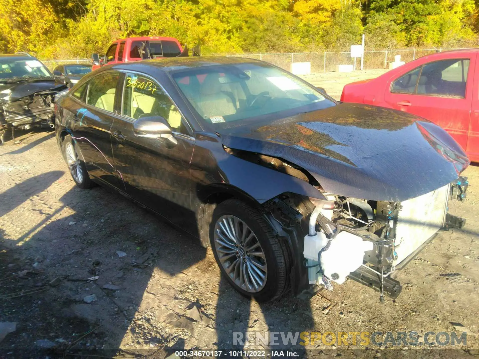 6 Photograph of a damaged car 4T1BZ1FBXKU028196 TOYOTA AVALON 2019