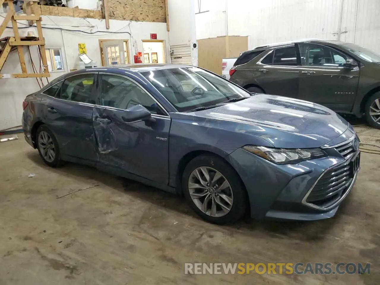 4 Фотография поврежденного автомобиля 4T1A21FBXLU013795 TOYOTA AVALON 2020
